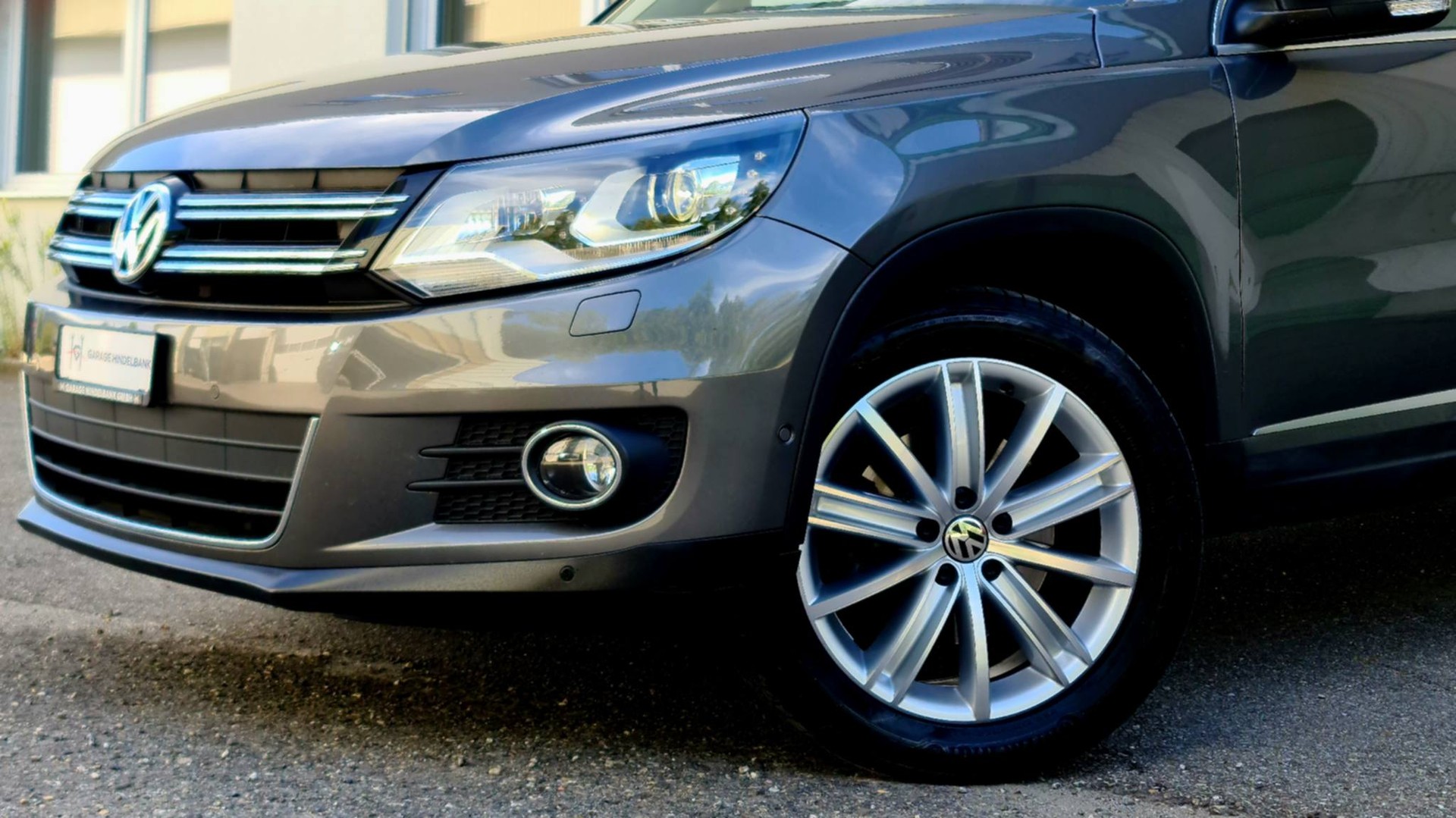 VW Tiguan 2.0 TSI Design 4Motion DSG-showroom-element-2