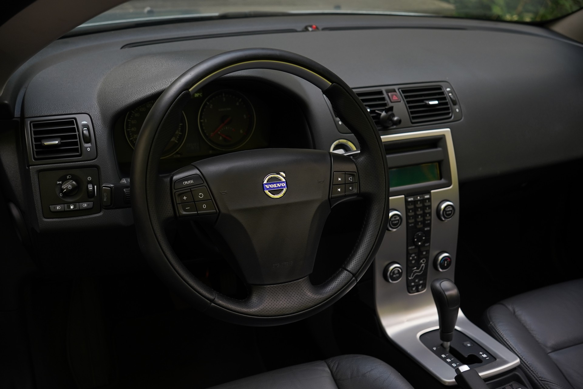 VOLVO C70 D5 Summum Geartronic-image-29