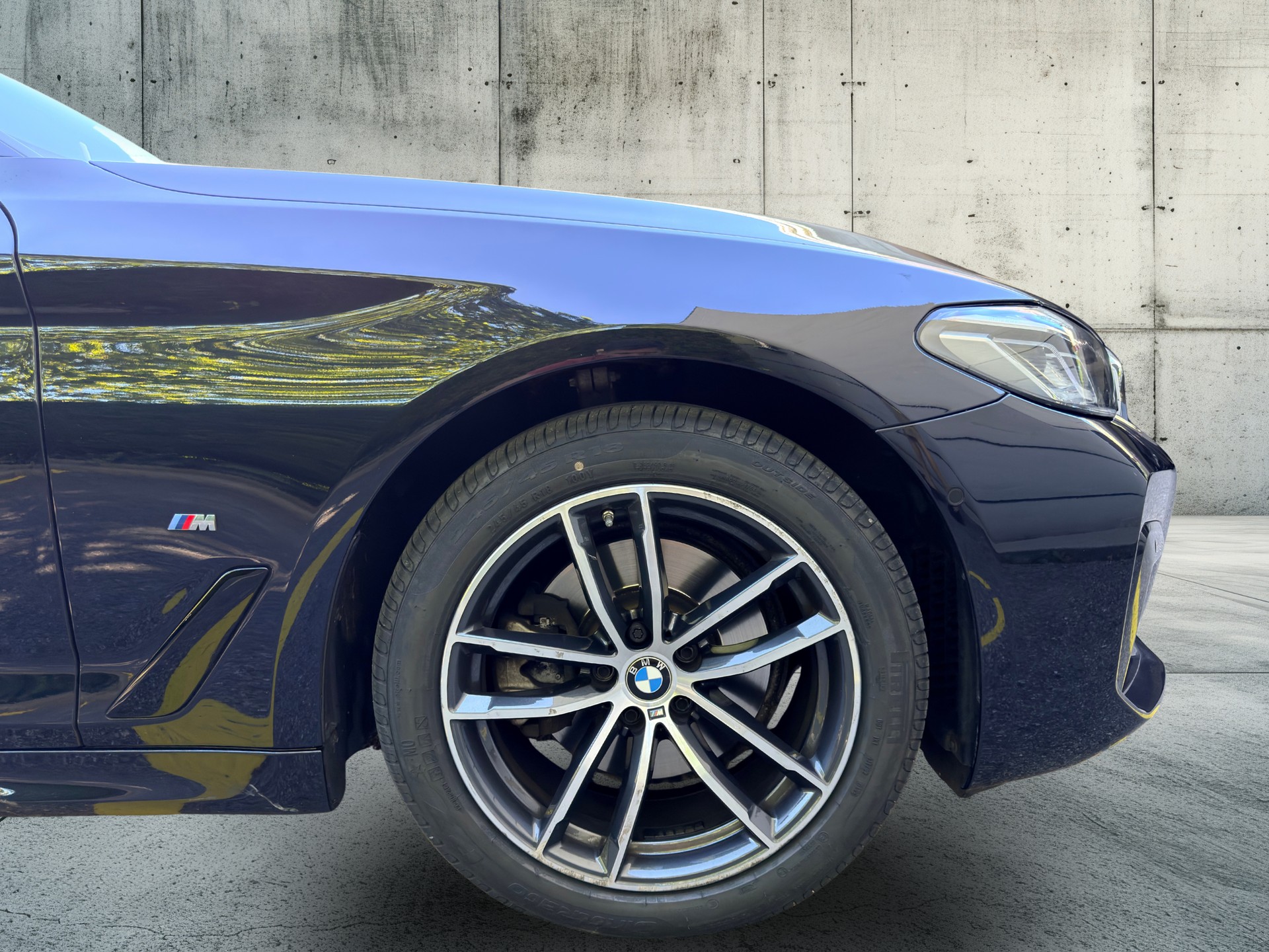 BMW 520d xDrive 48V Pure M Sport Edition Steptronic-image-7