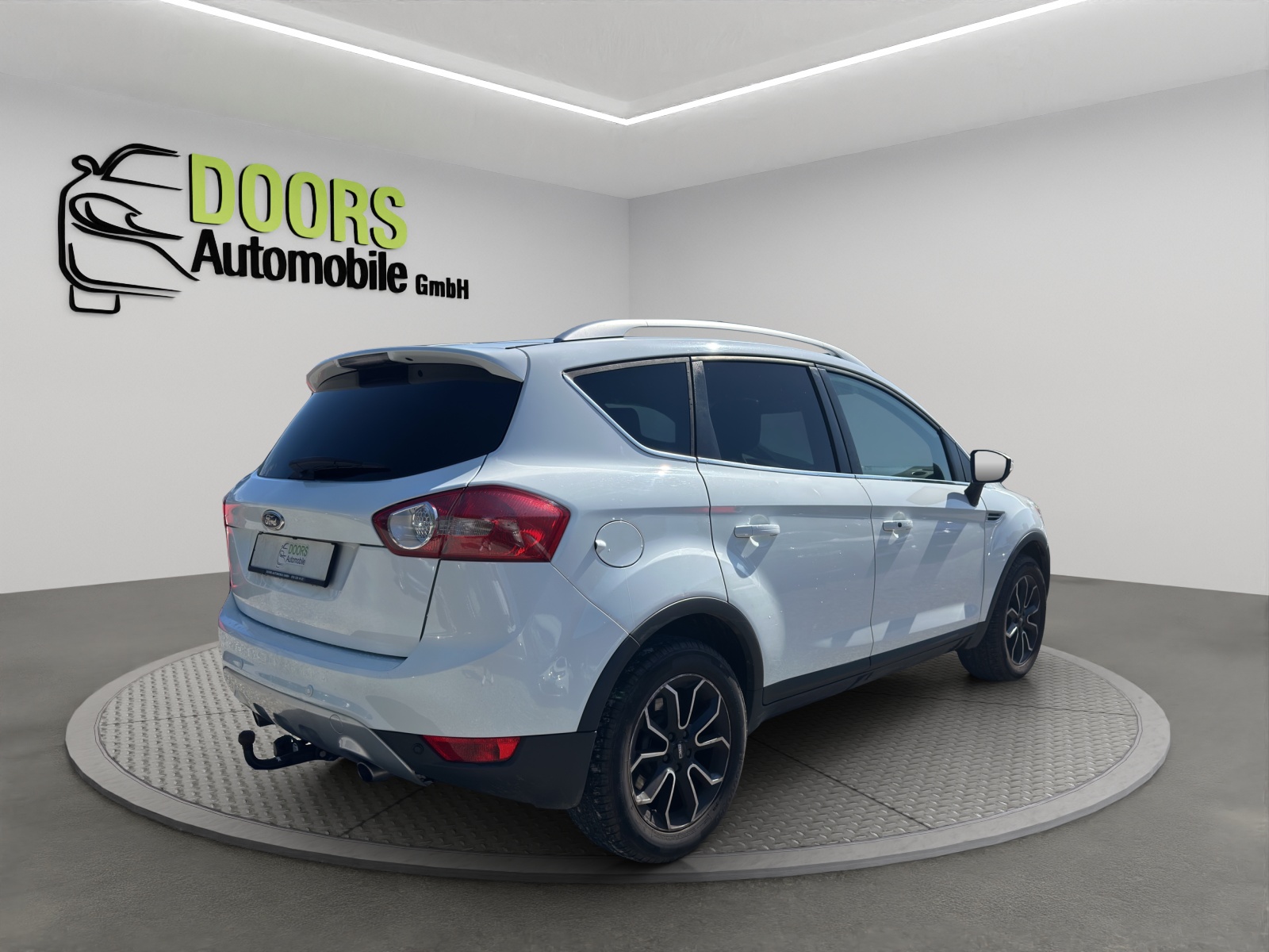 FORD Kuga 2.0 TDCi Titanium 4WD PowerShift-showroom-element-3