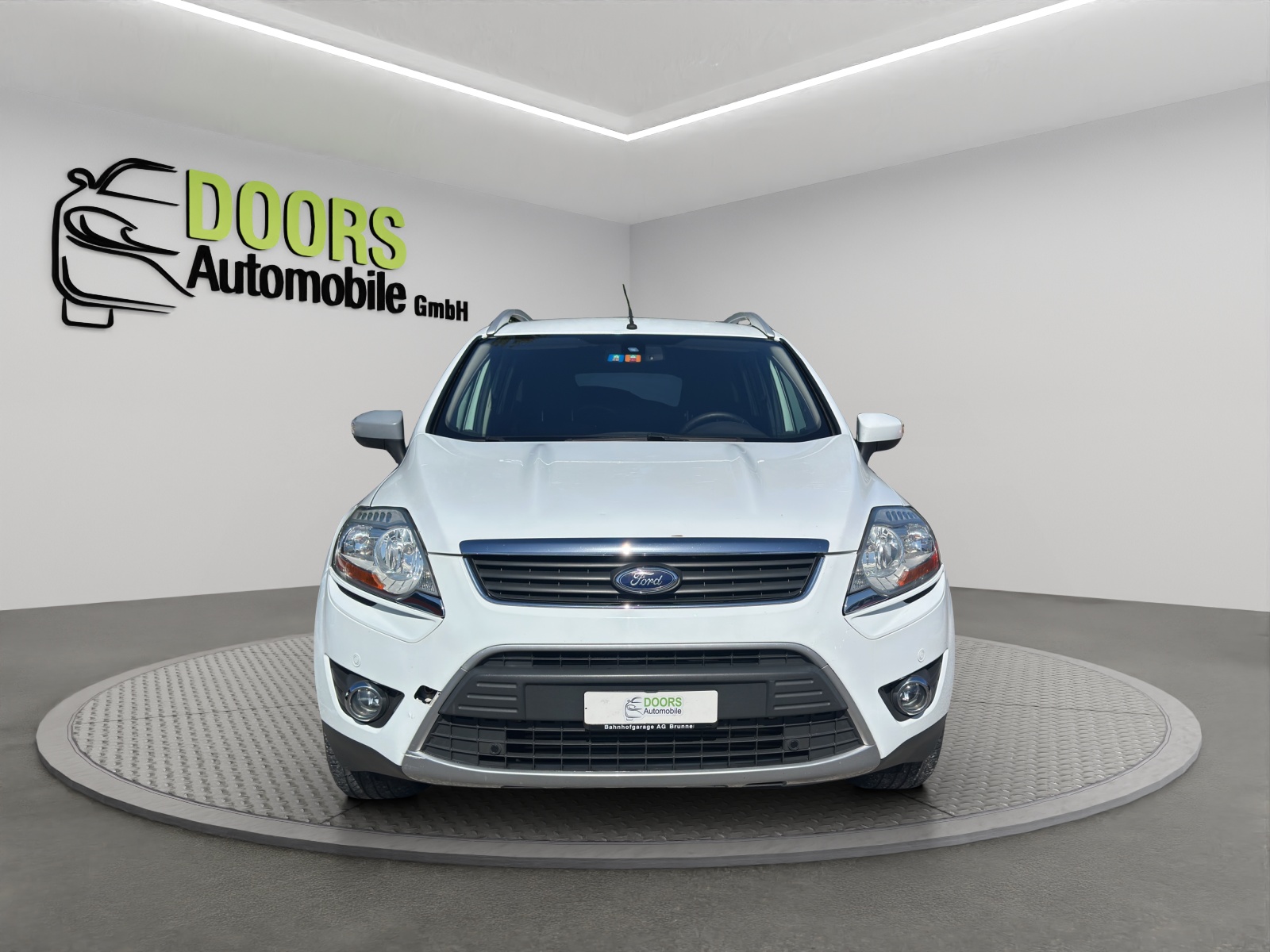FORD Kuga 2.0 TDCi Titanium 4WD PowerShift-showroom-element-1