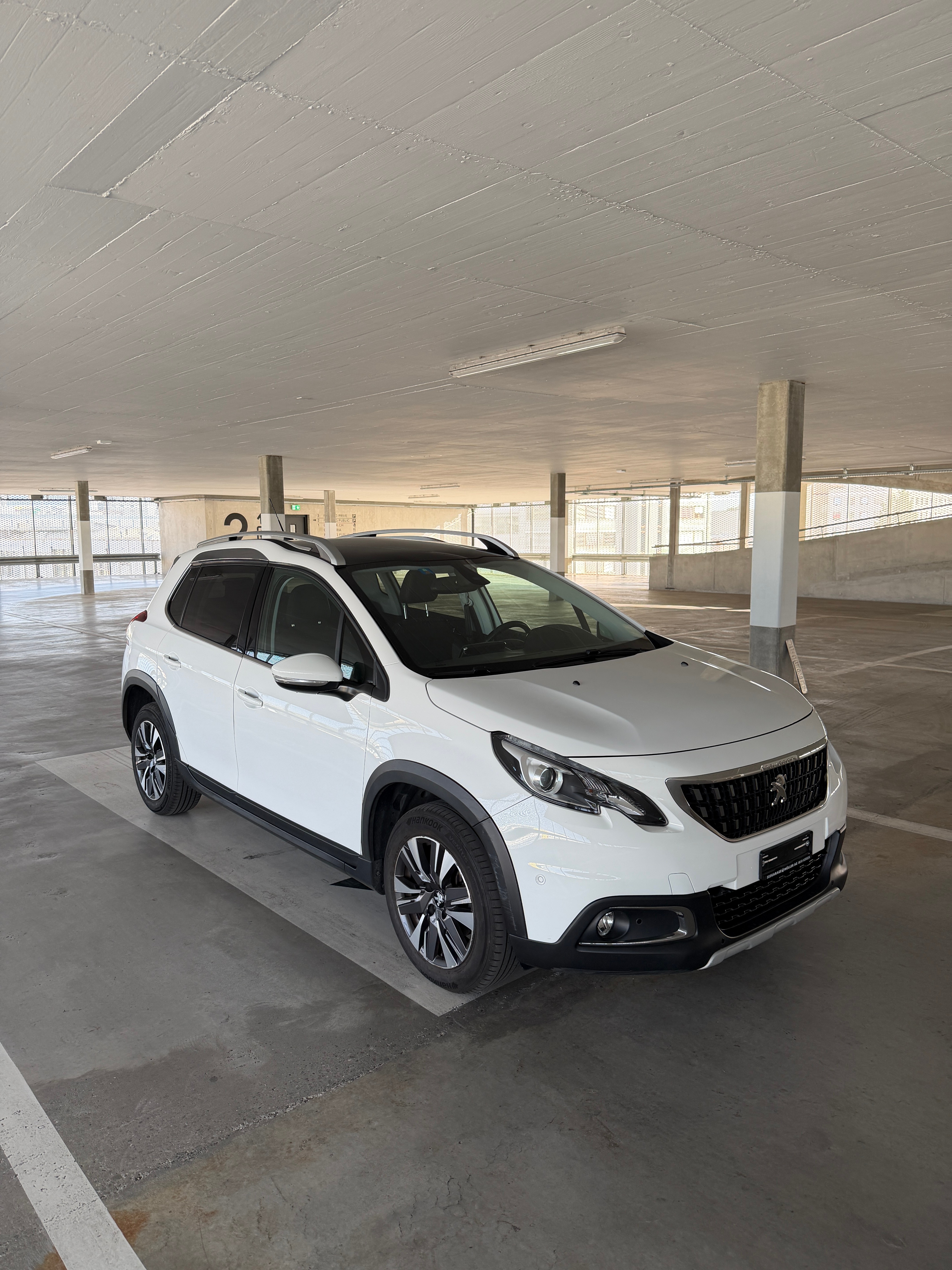 PEUGEOT 2008 1.2 PureTech Signature EAT6 - Expertise du jour — slika 1