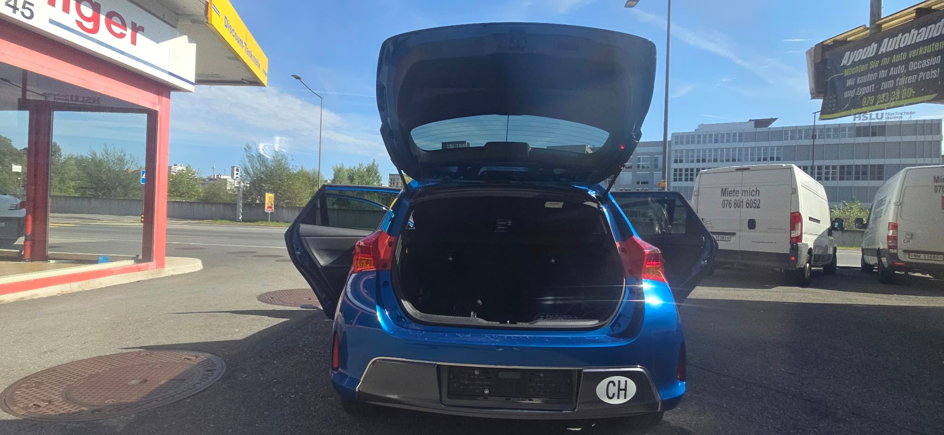 TOYOTA Auris 1.8 16V HSD Linea Luna-image-7