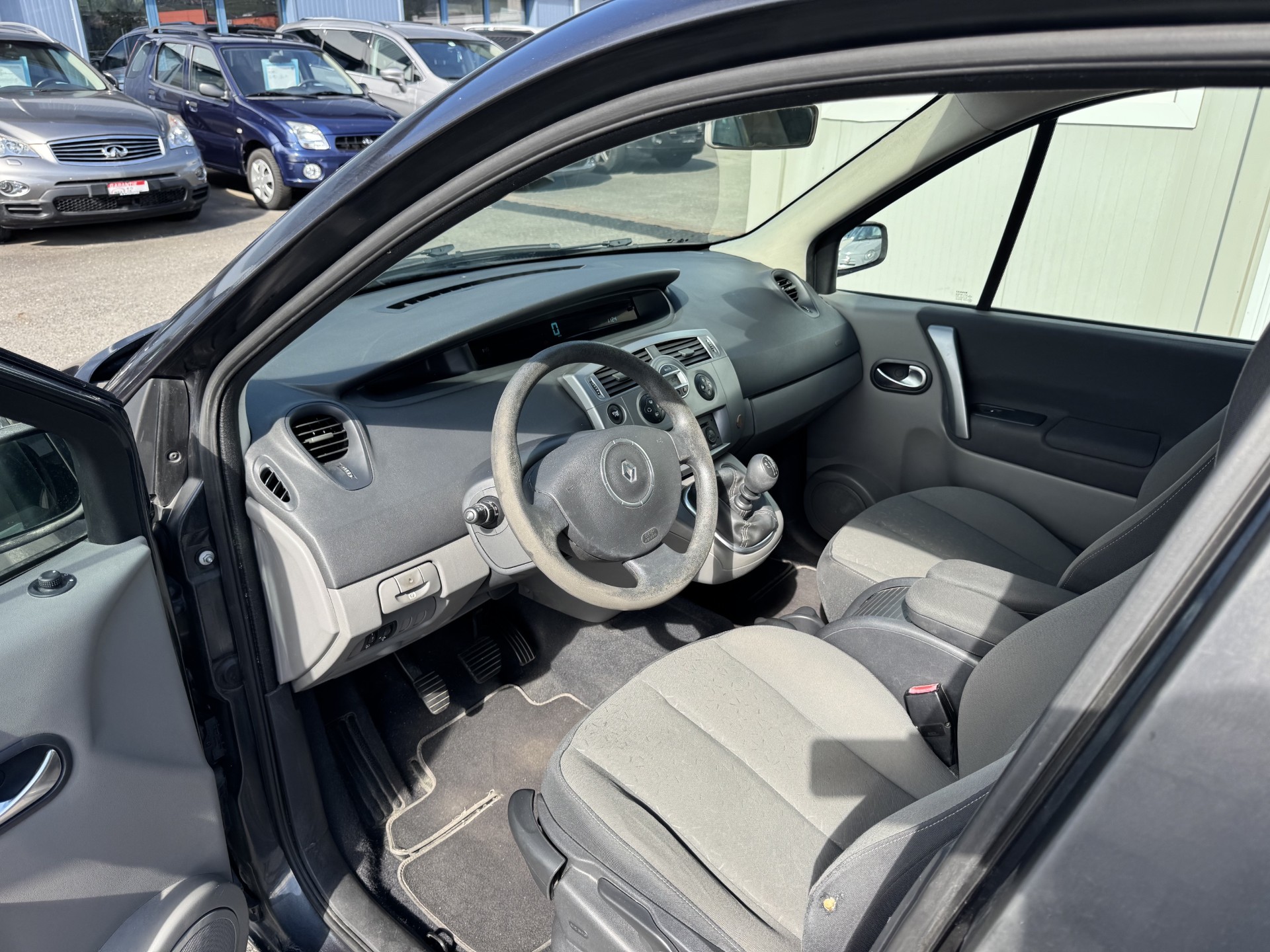 RENAULT Scénic 1.6 16V Expression-image-7