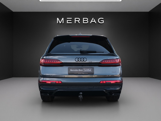 AUDI Q7 55 TFSI e qu Slin PHEV-image-3