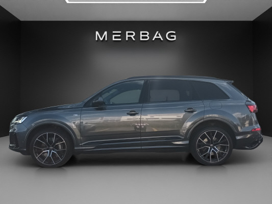 AUDI Q7 55 TFSI e qu Slin PHEV-image-4