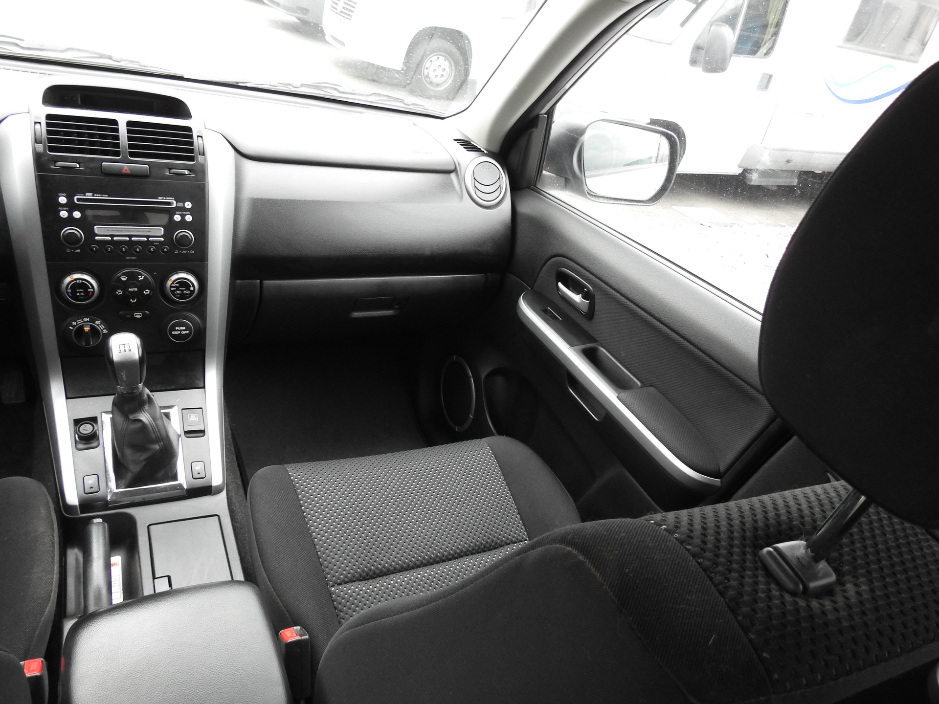 SUZUKI Grand Vitara 2.0 16V Top-image-18