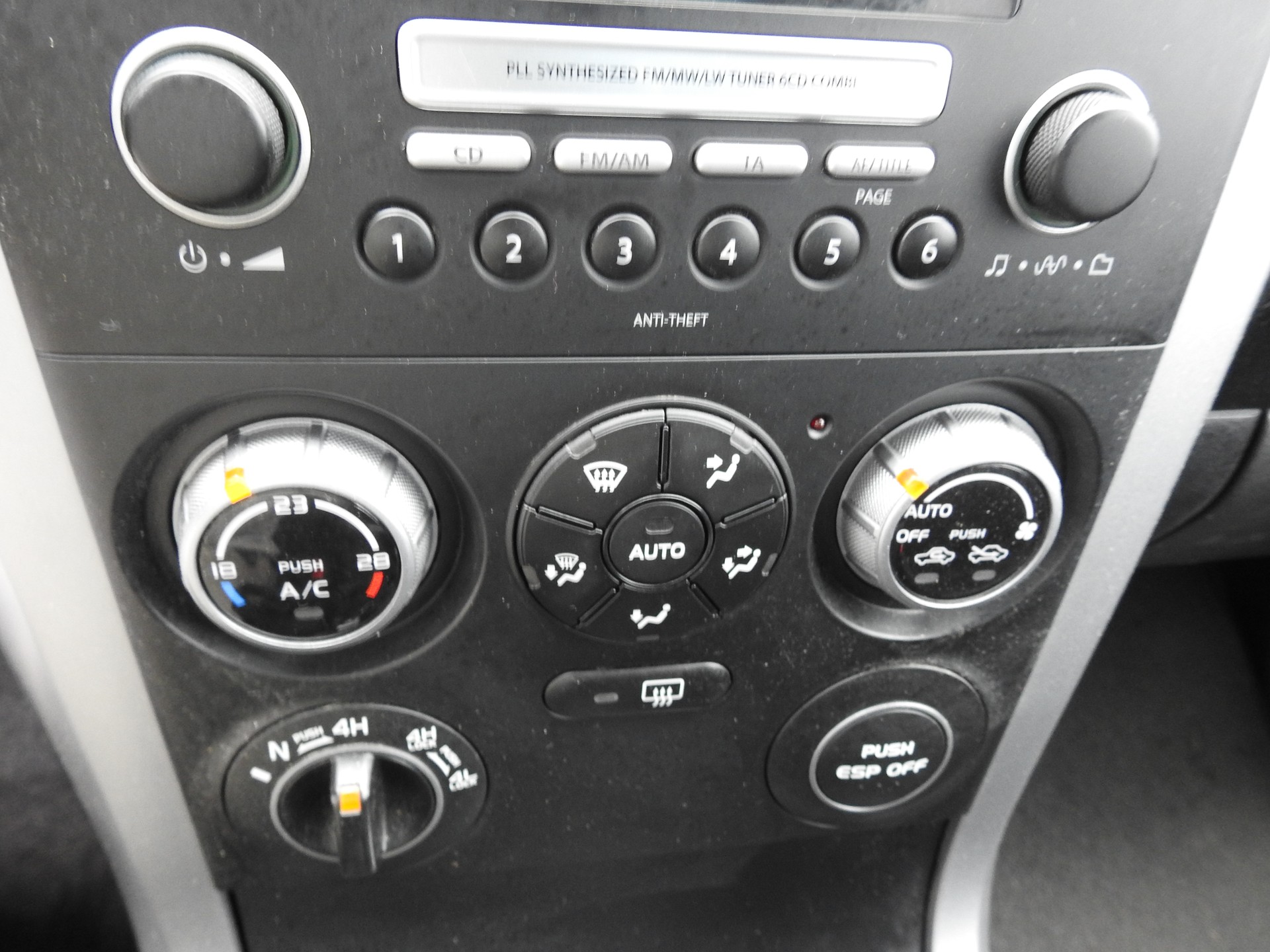 SUZUKI Grand Vitara 2.0 16V Top-image-22