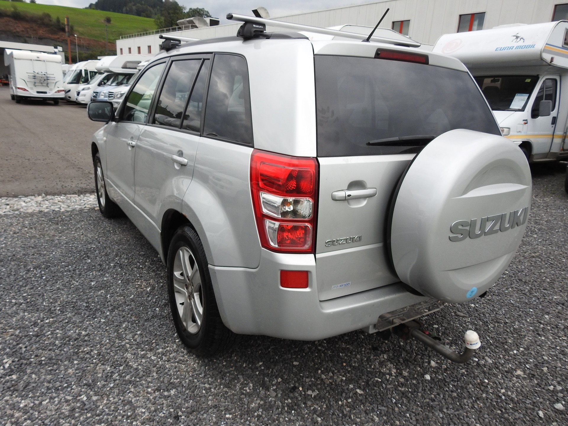 SUZUKI Grand Vitara 2.0 16V Top-showroom-element-3