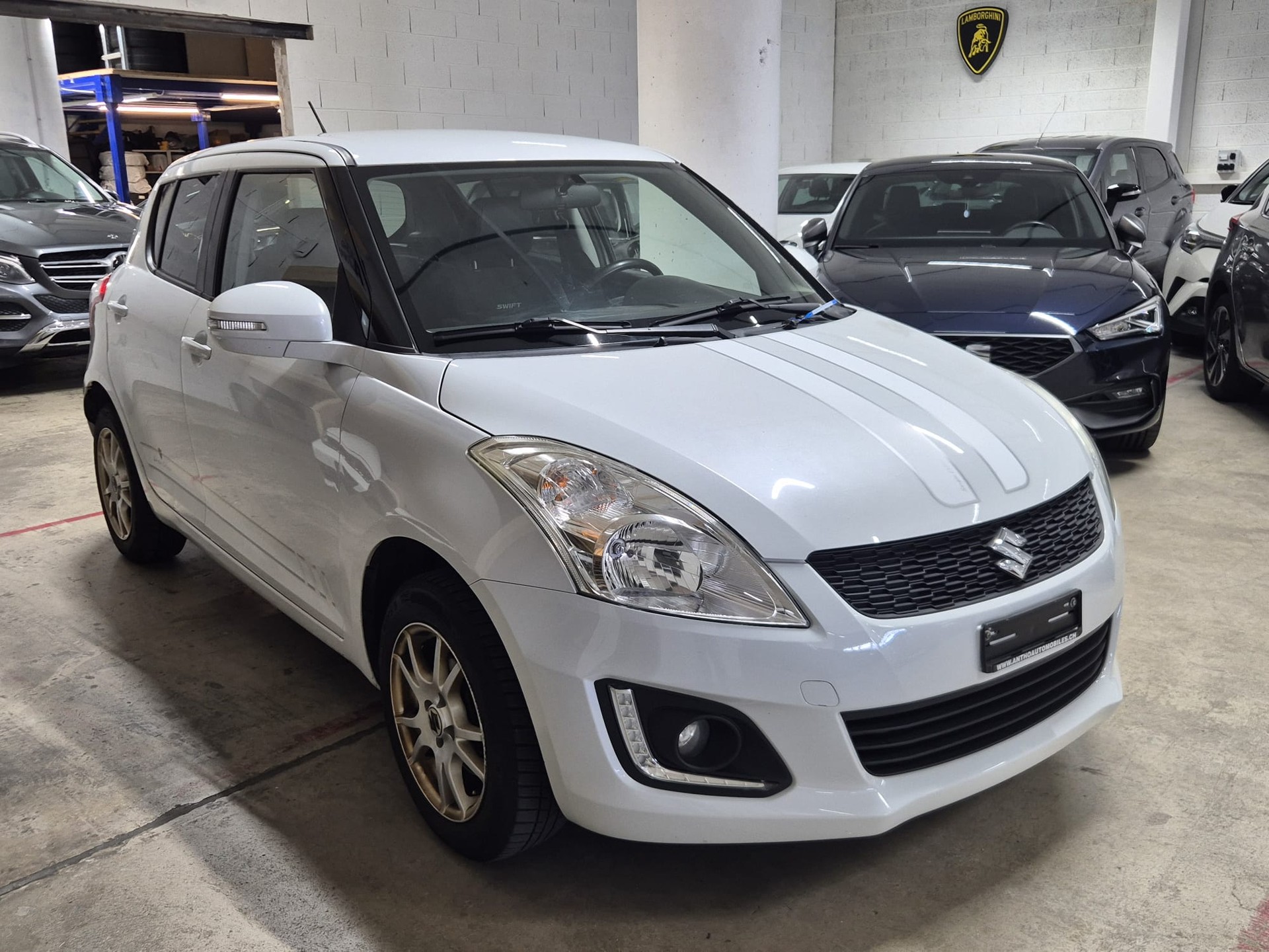 SUZUKI Swift 1.2i 16V GL 4x4-image-2