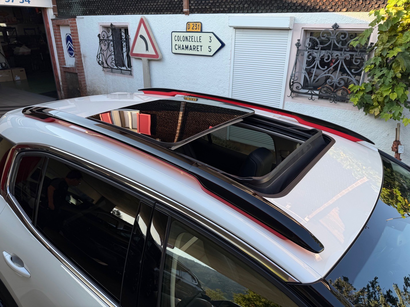 CITROEN C5 Aircross 1.6i PureTech Shine EAT8-image-6