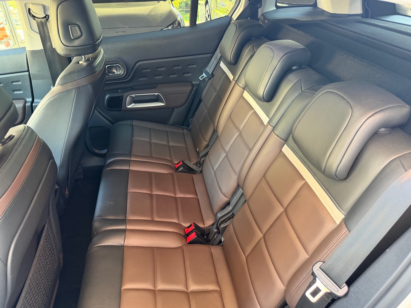 CITROEN C5 Aircross 1.6i PureTech Shine EAT8-image-11