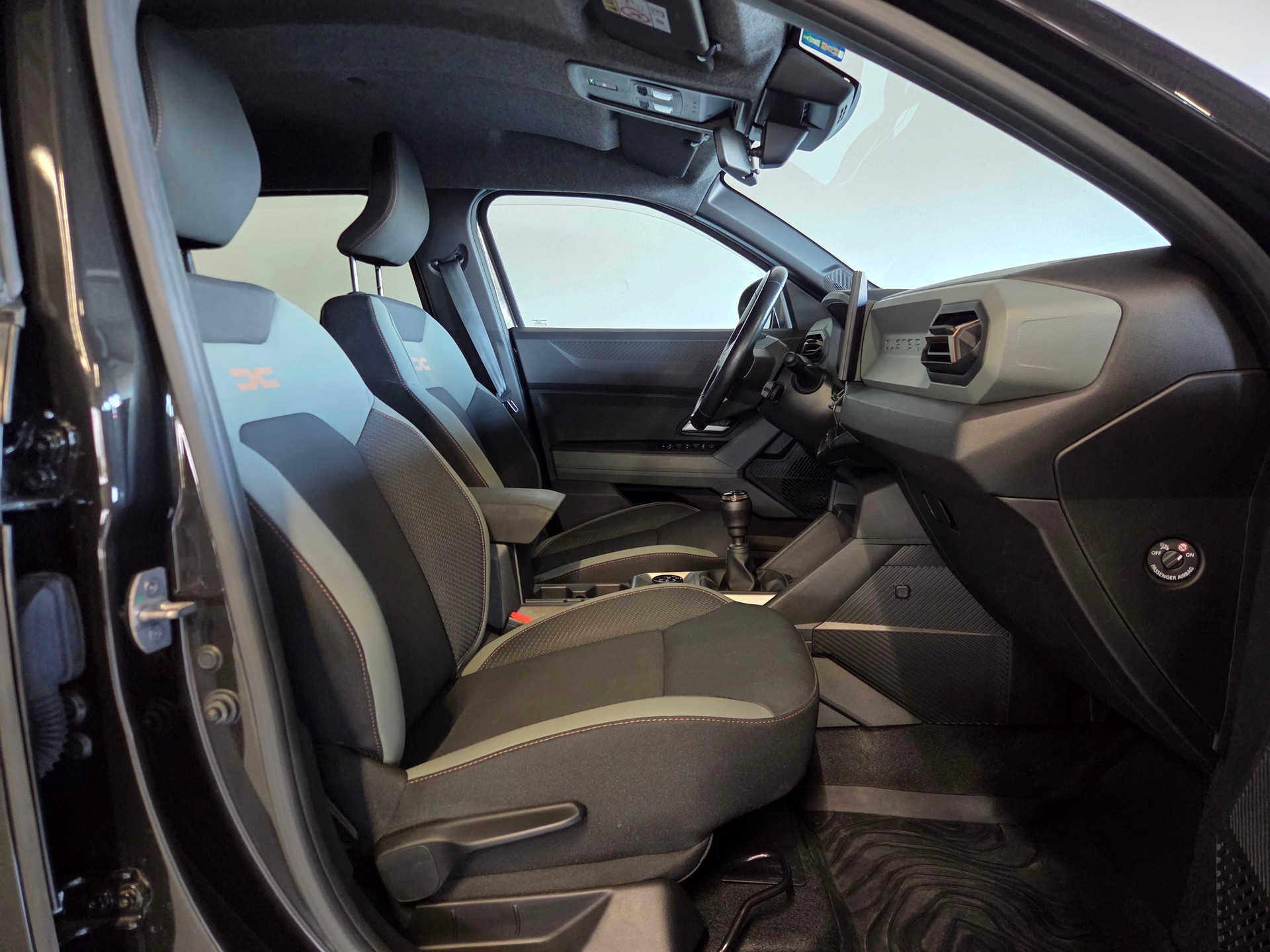 DACIA Duster 1.2 TCe Extreme 4WD-image-15