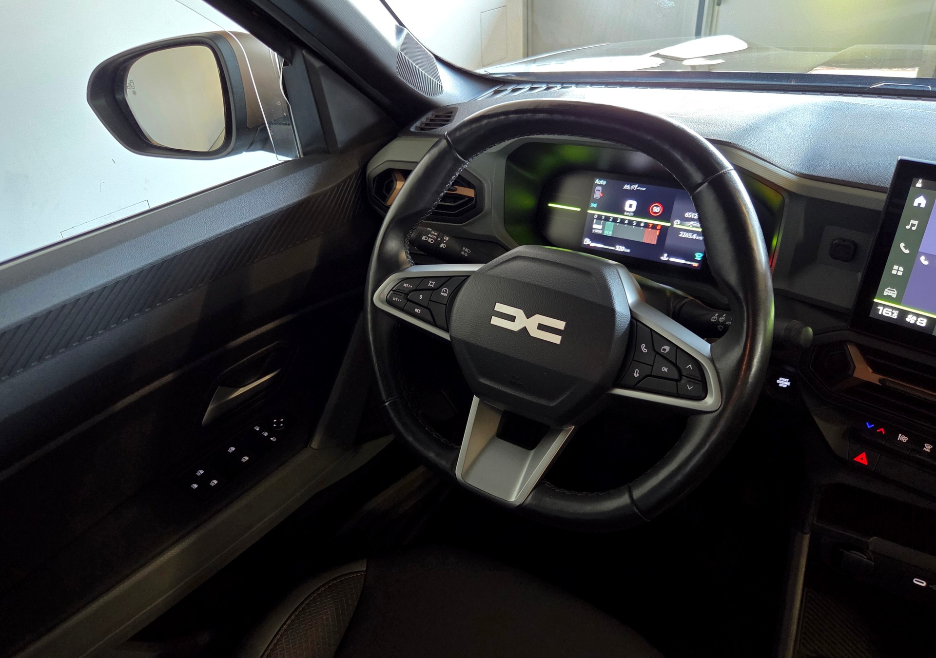 DACIA Duster 1.2 TCe Extreme 4WD-image-14