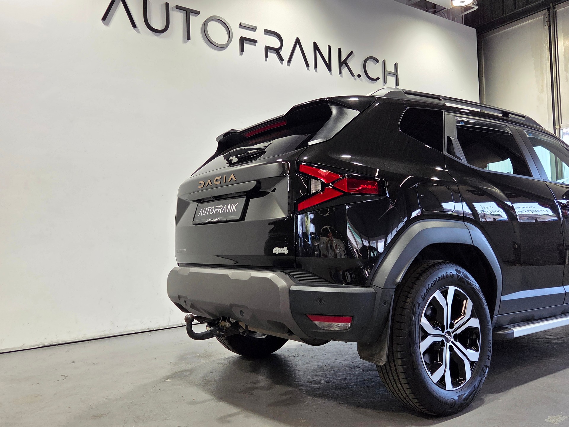 DACIA Duster 1.2 TCe Extreme 4WD-image-8