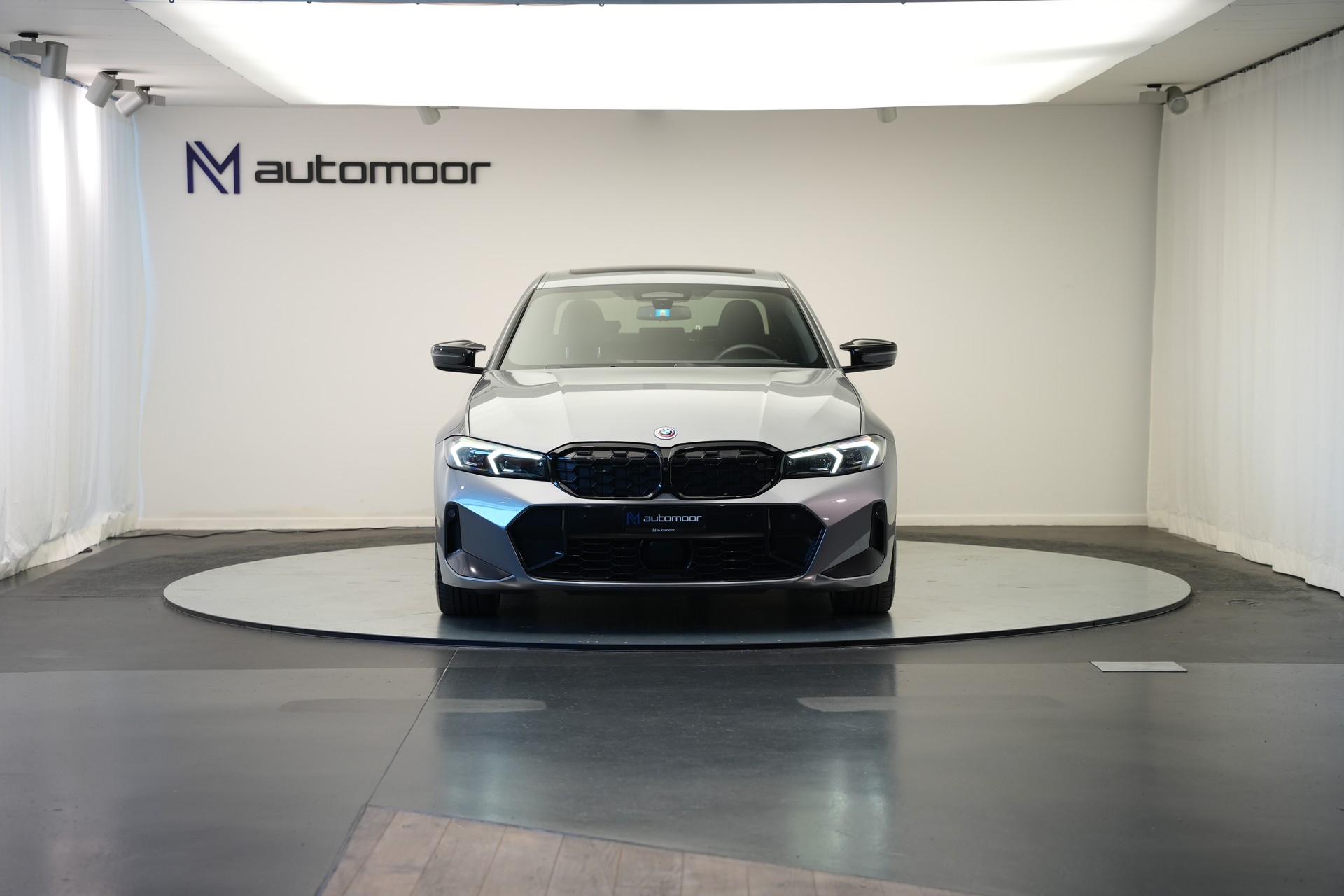 BMW M340d xDrive 48V Steptronic M Sport Pro *CH-Fahrzeug*-image-1