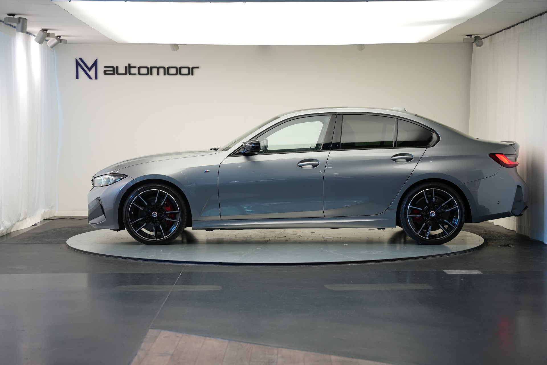 BMW M340d xDrive 48V Steptronic M Sport Pro *CH-Fahrzeug*-image-7