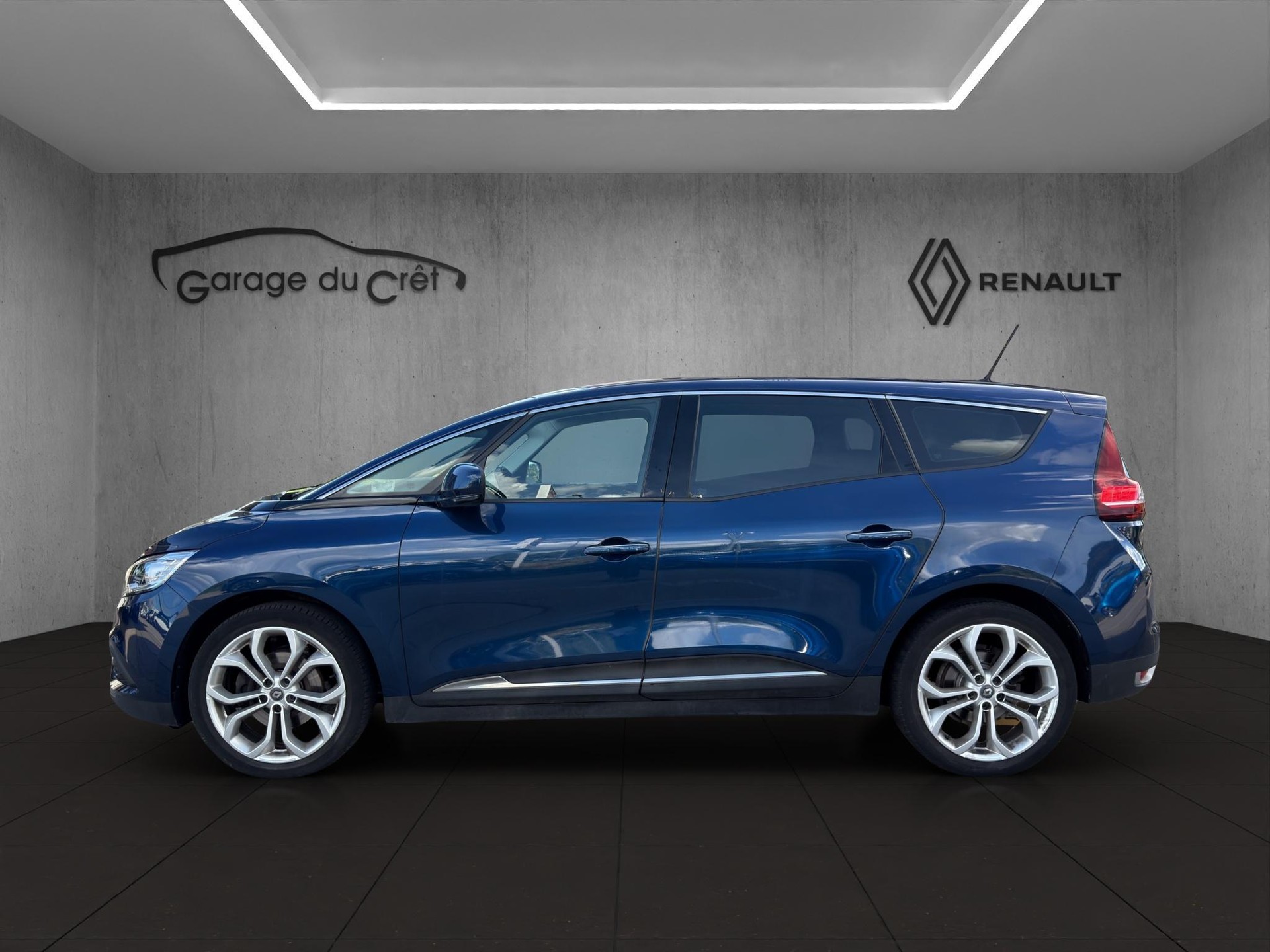 RENAULT Grand Scénic 1.3 TCe 140 Zen-image-1