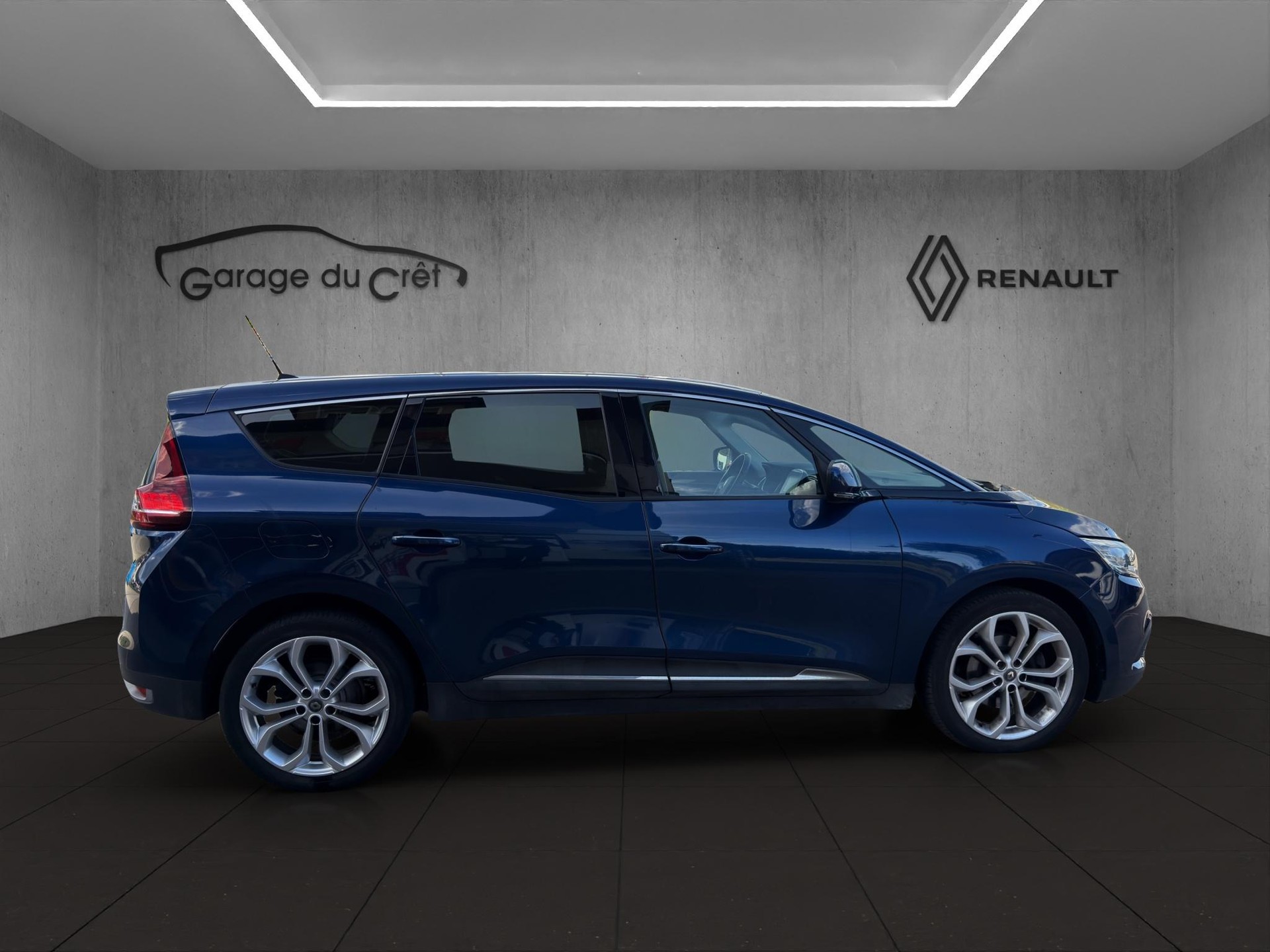 RENAULT Grand Scénic 1.3 TCe 140 Zen-image-5