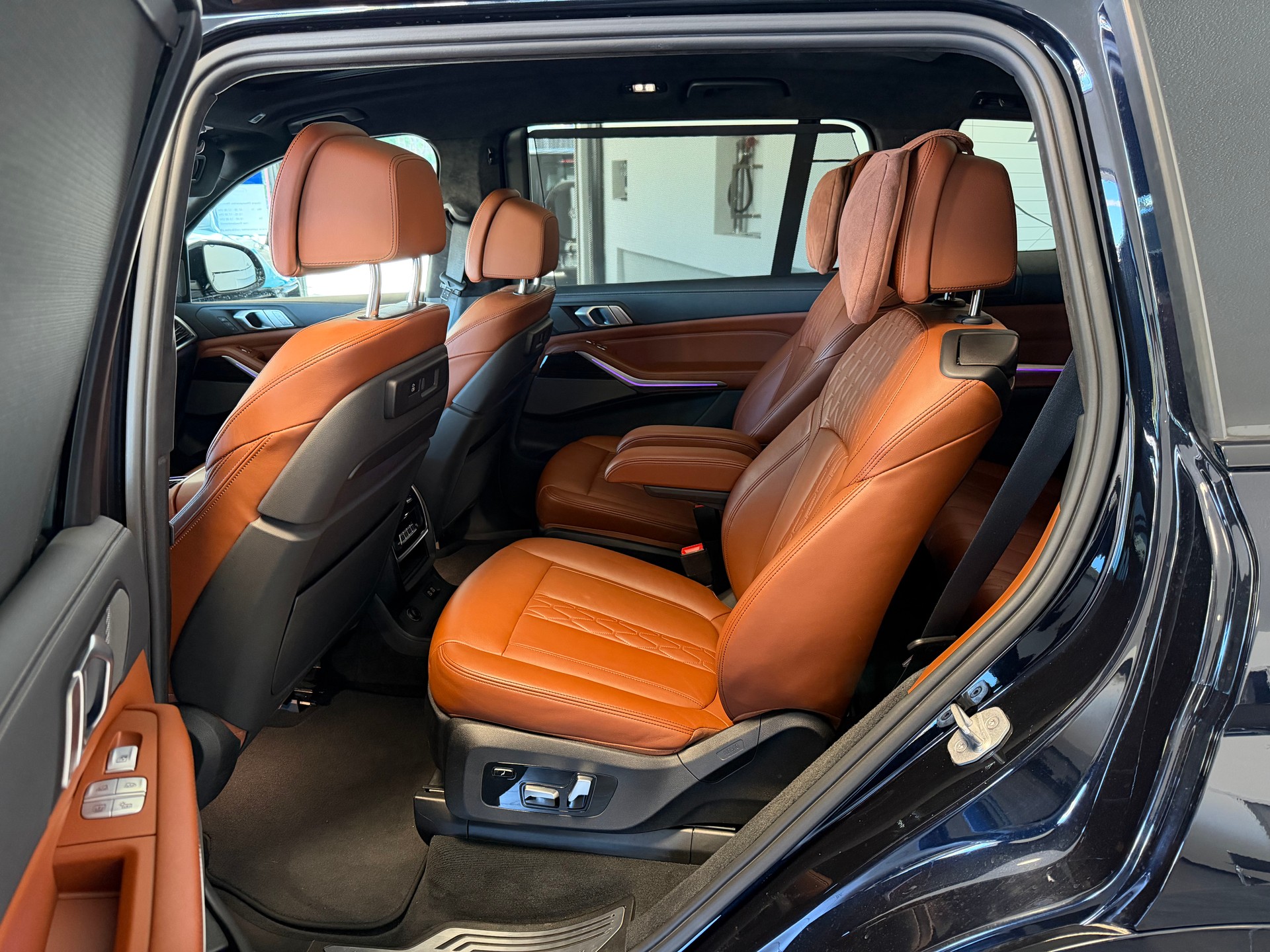 BMW X7 xDrive M50d Steptronic / CH Auto-image-12