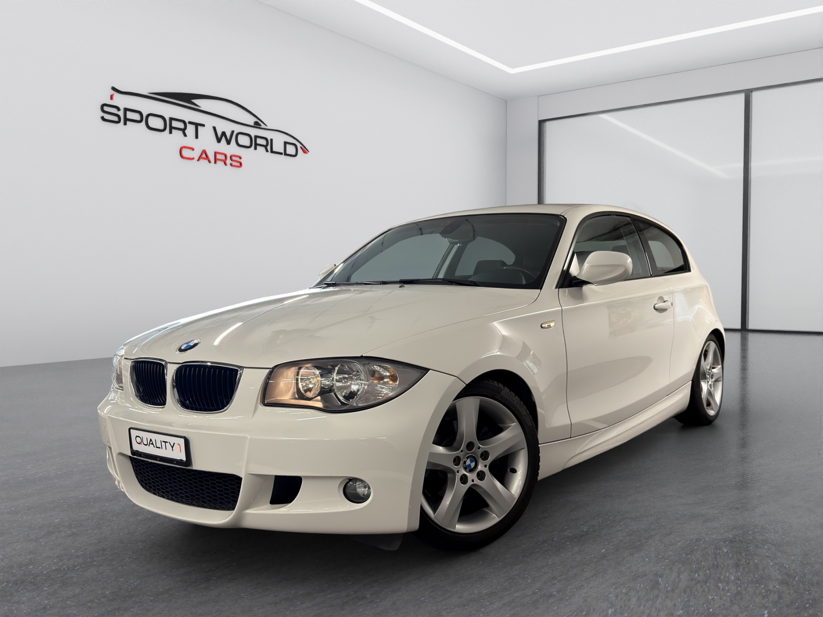BMW 116i-image-0