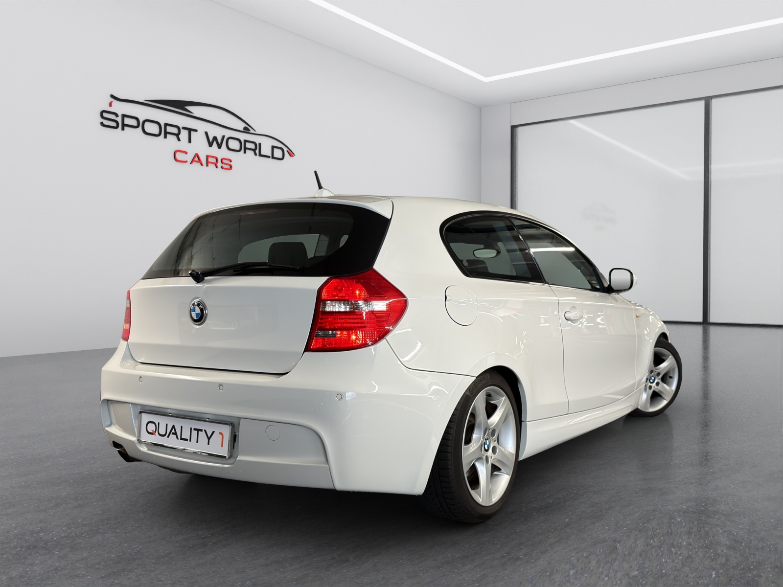 BMW 116i-image-15