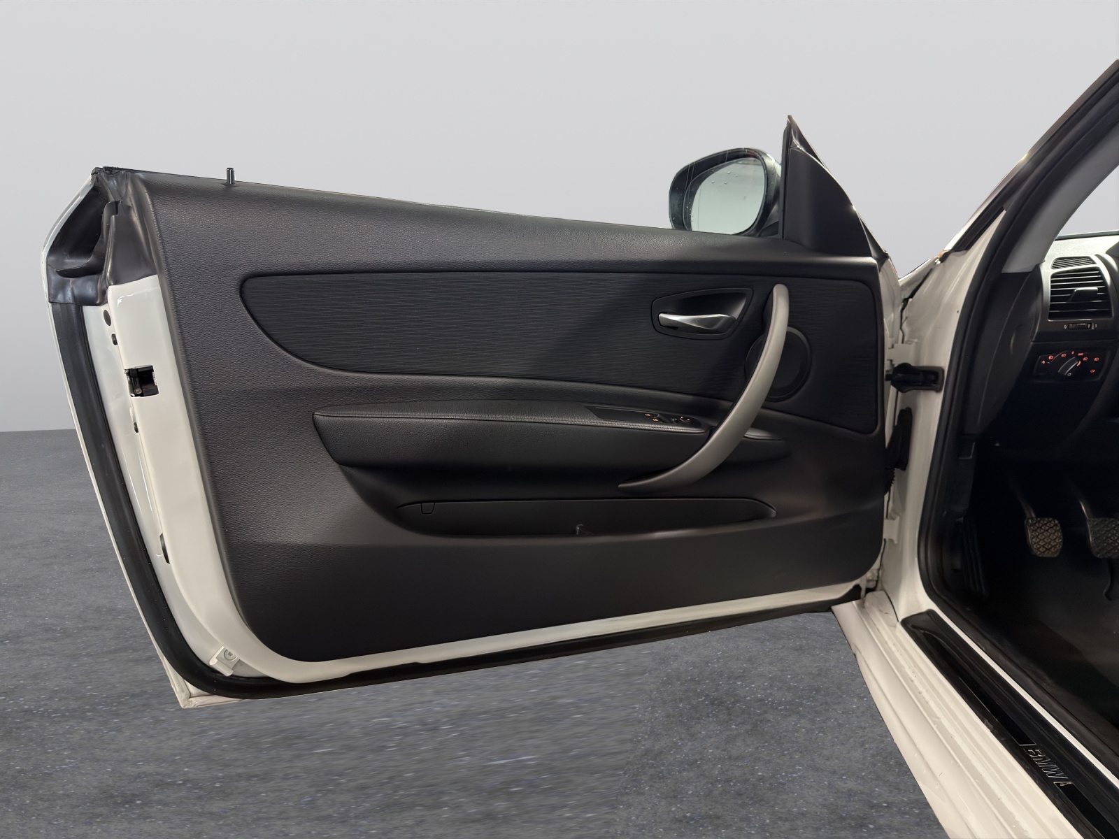 BMW 116i-image-18