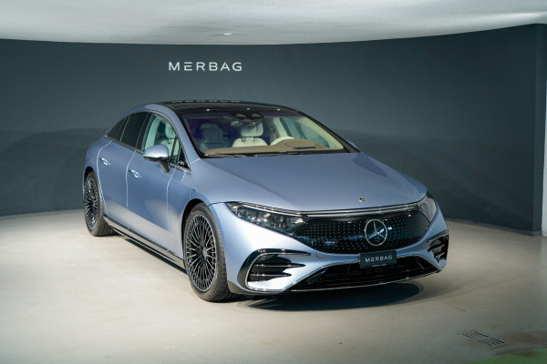MERCEDES-BENZ EQS 500 4Matic AMG Line-image-0