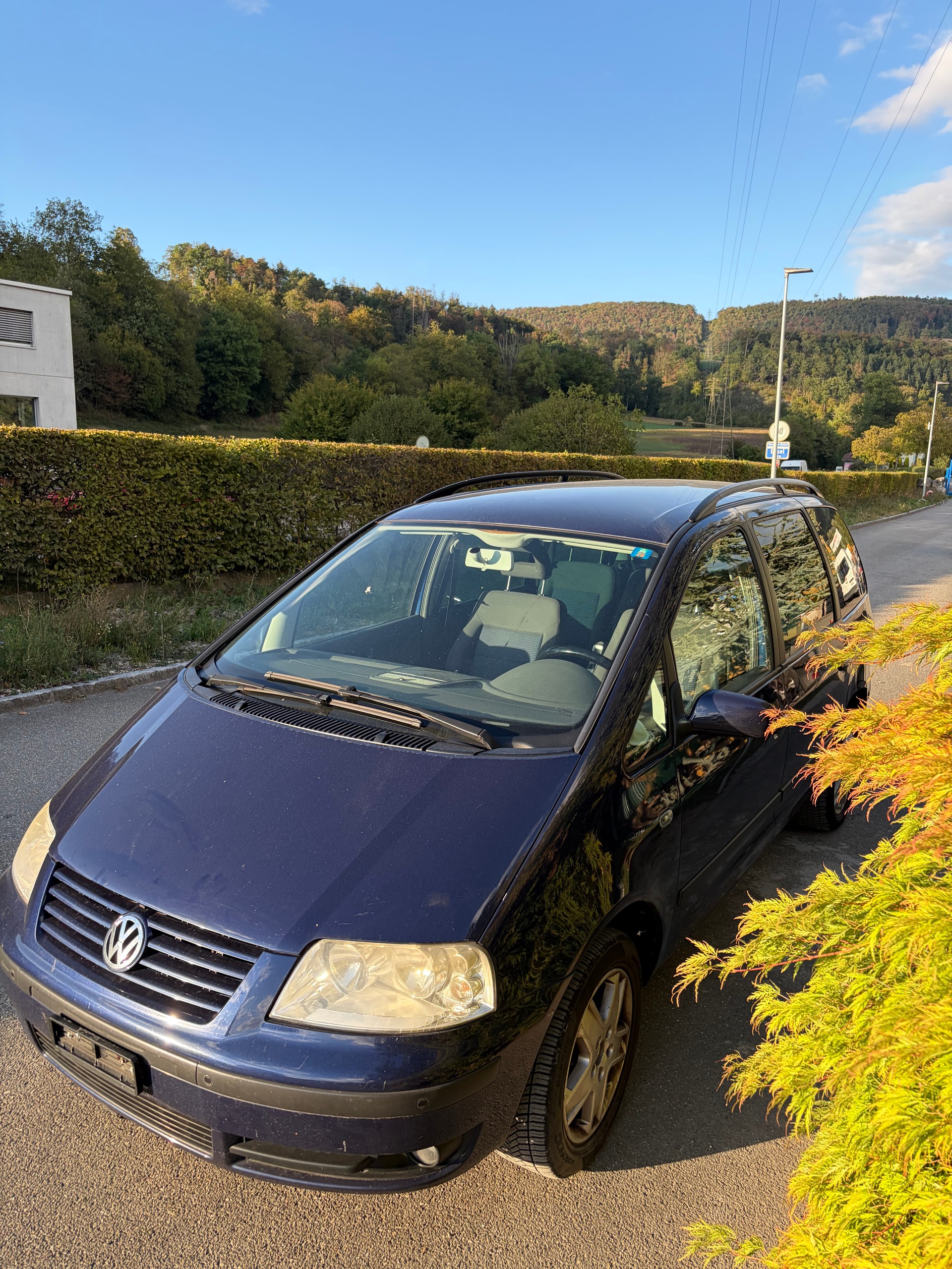 VW Sharan 1.8 T Highline-image-0