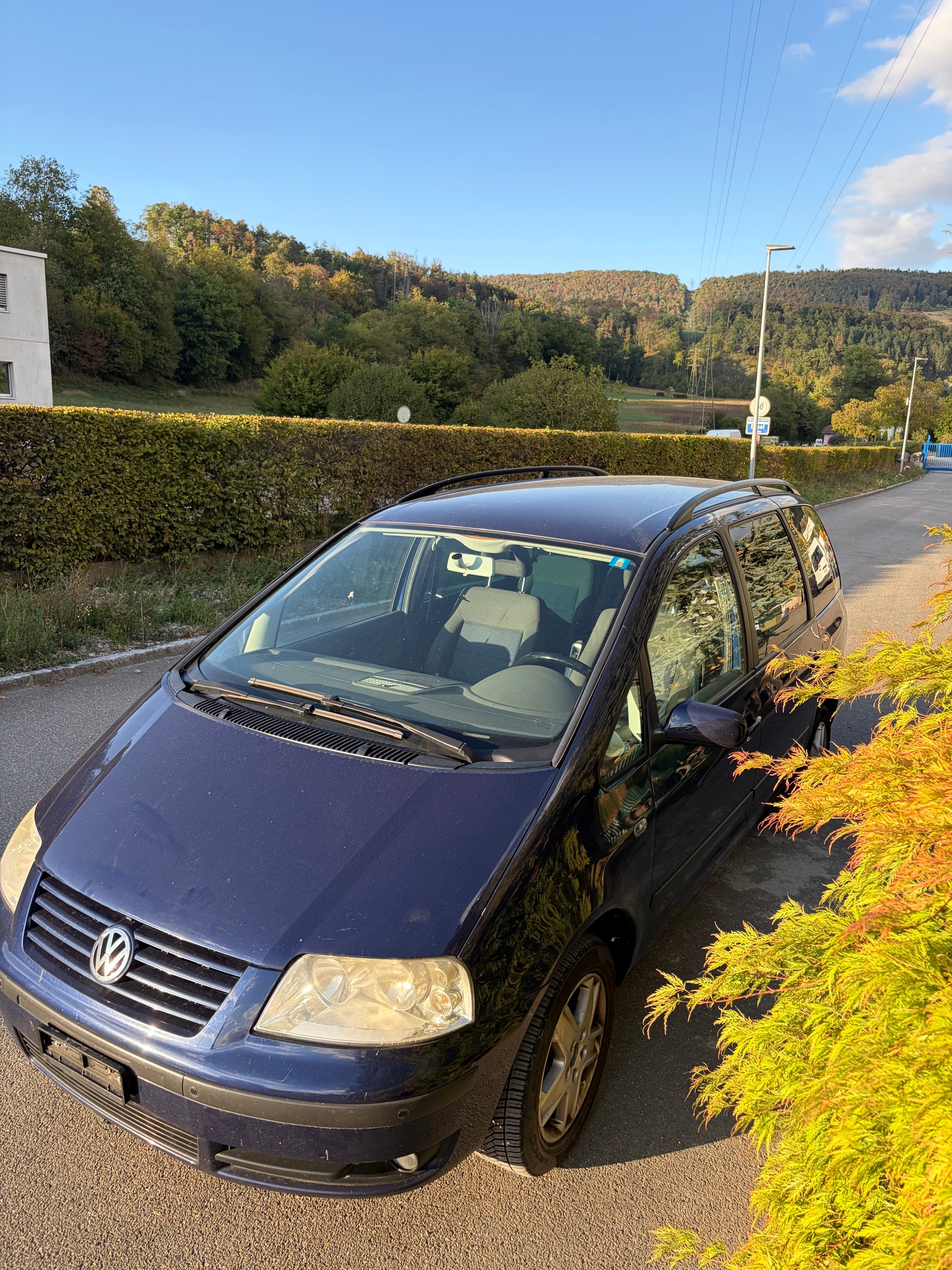 VW Sharan 1.8 T Highline-image-5