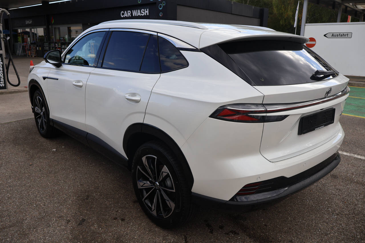 MG HS 1.5 Hybrid Luxury-image-5