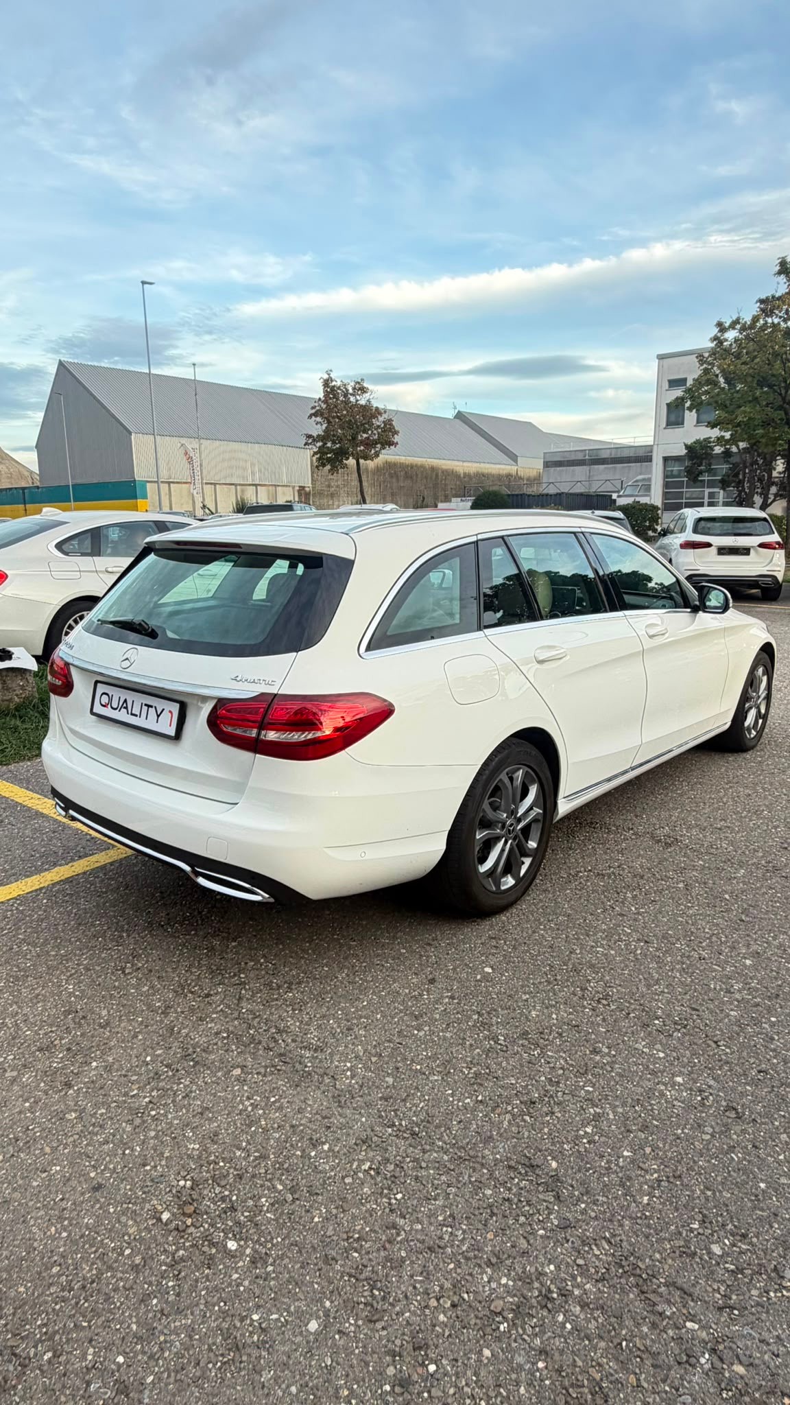 MERCEDES-BENZ C 220 d Swiss Star Avantgarde 4Matic 9G-Tronic-image-4