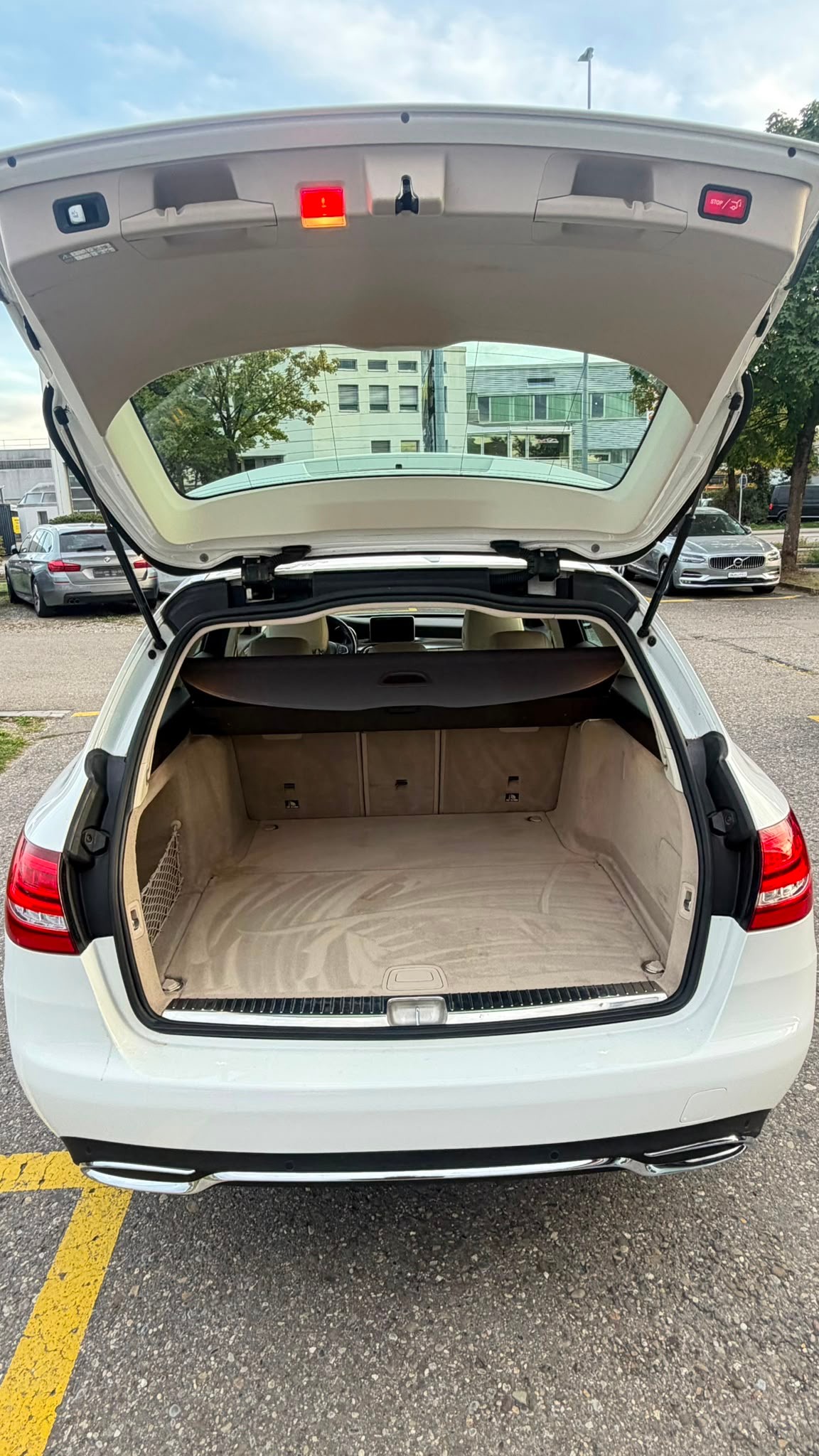 MERCEDES-BENZ C 220 d Swiss Star Avantgarde 4Matic 9G-Tronic-image-6