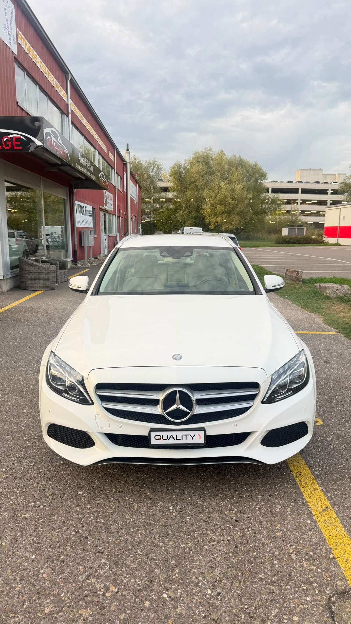 MERCEDES-BENZ C 220 d Swiss Star Avantgarde 4Matic 9G-Tronic-image-0