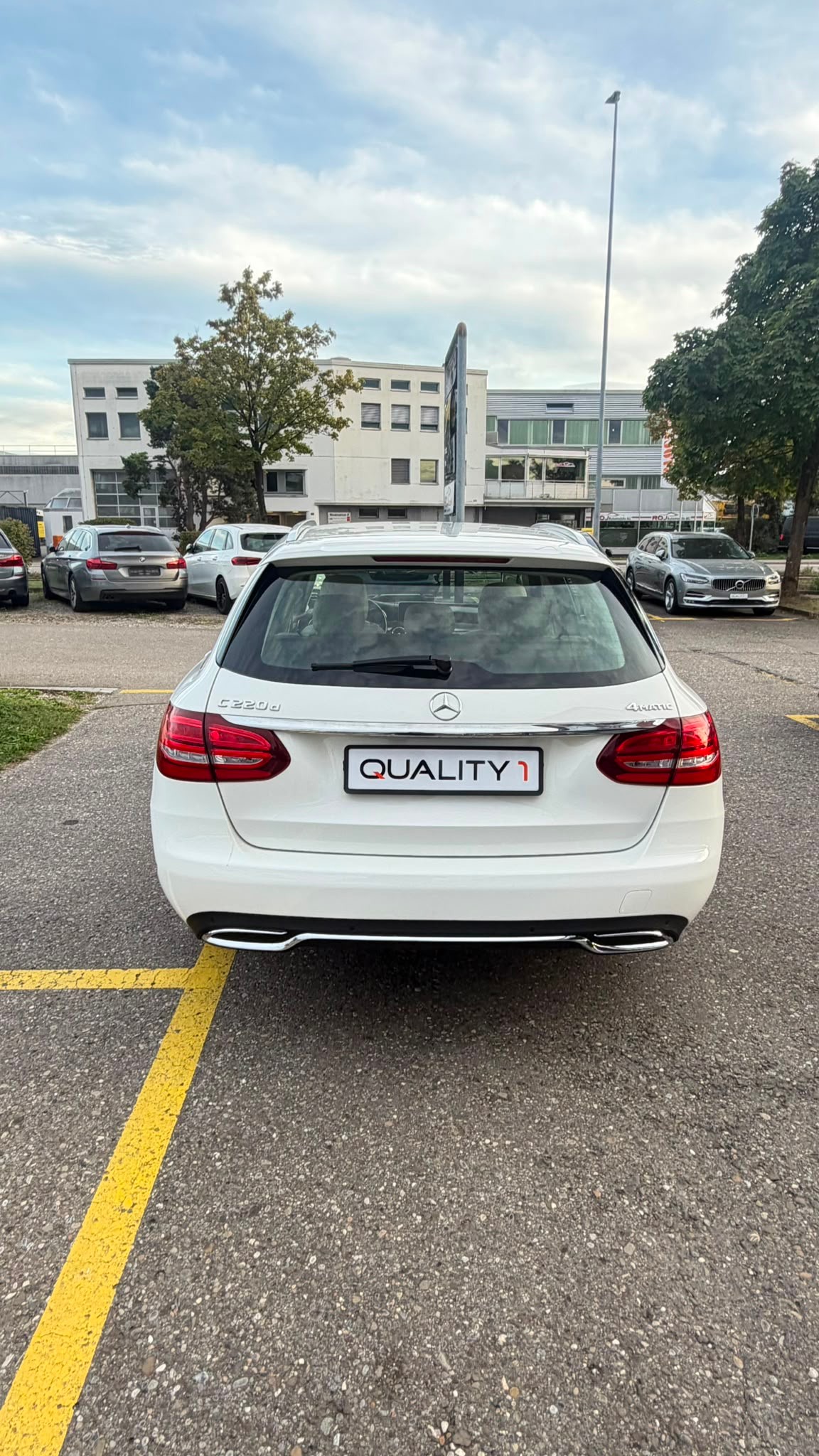MERCEDES-BENZ C 220 d Swiss Star Avantgarde 4Matic 9G-Tronic-image-3