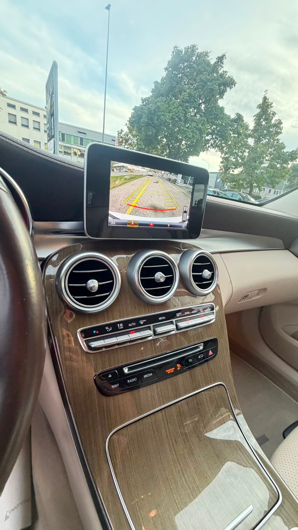 MERCEDES-BENZ C 220 d Swiss Star Avantgarde 4Matic 9G-Tronic-image-14