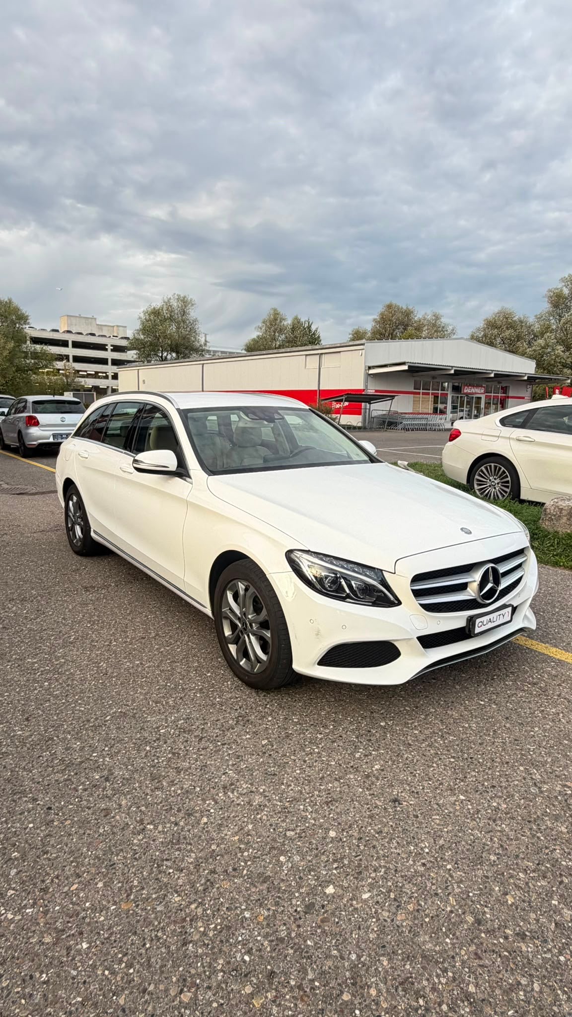 MERCEDES-BENZ C 220 d Swiss Star Avantgarde 4Matic 9G-Tronic-image-2