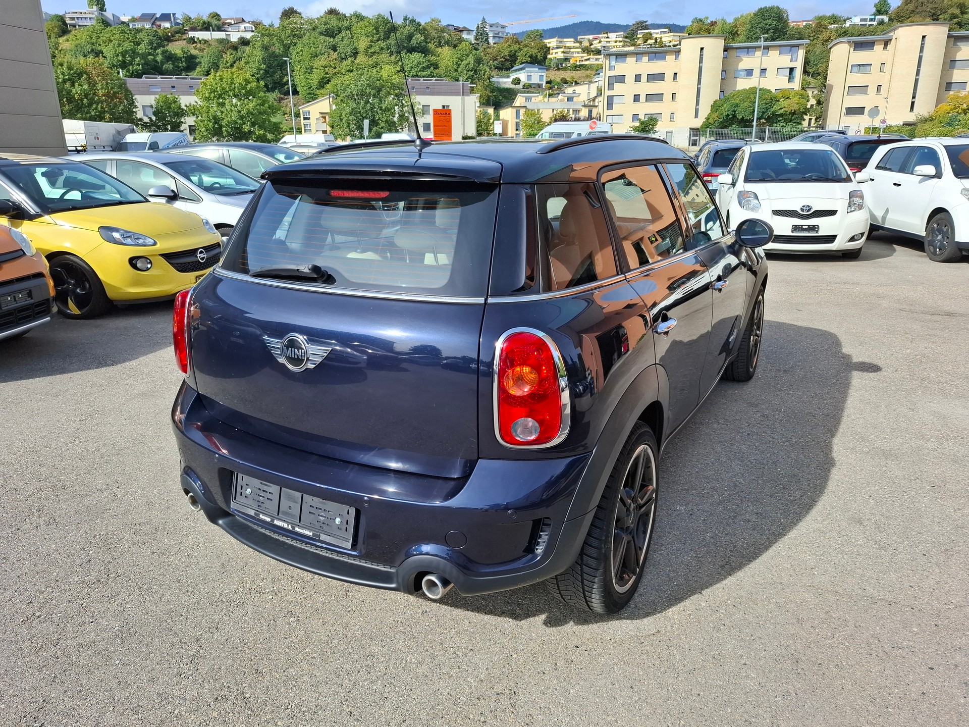 MINI Cooper SD All4-image-1