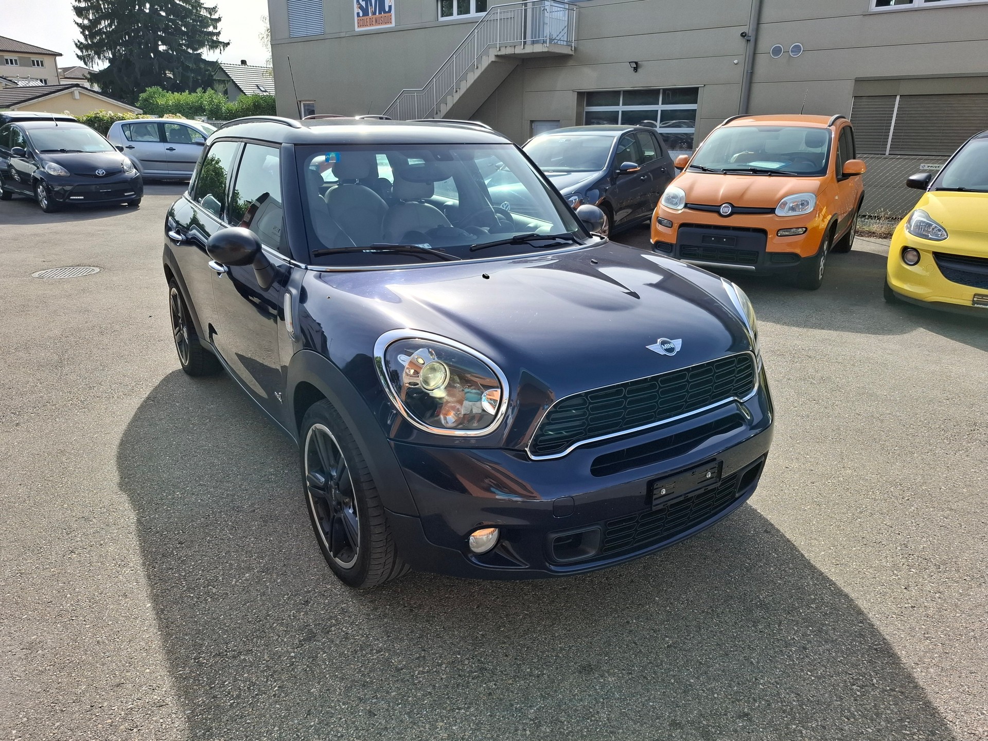 MINI Cooper SD All4-image-2