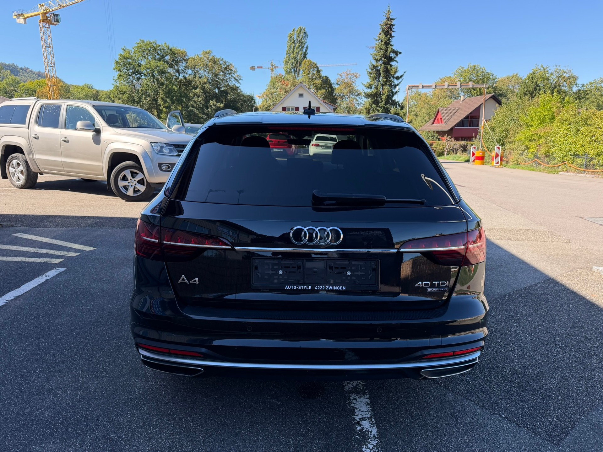 AUDI A4 Avant 40 TDI quattro S-tronic-image-3