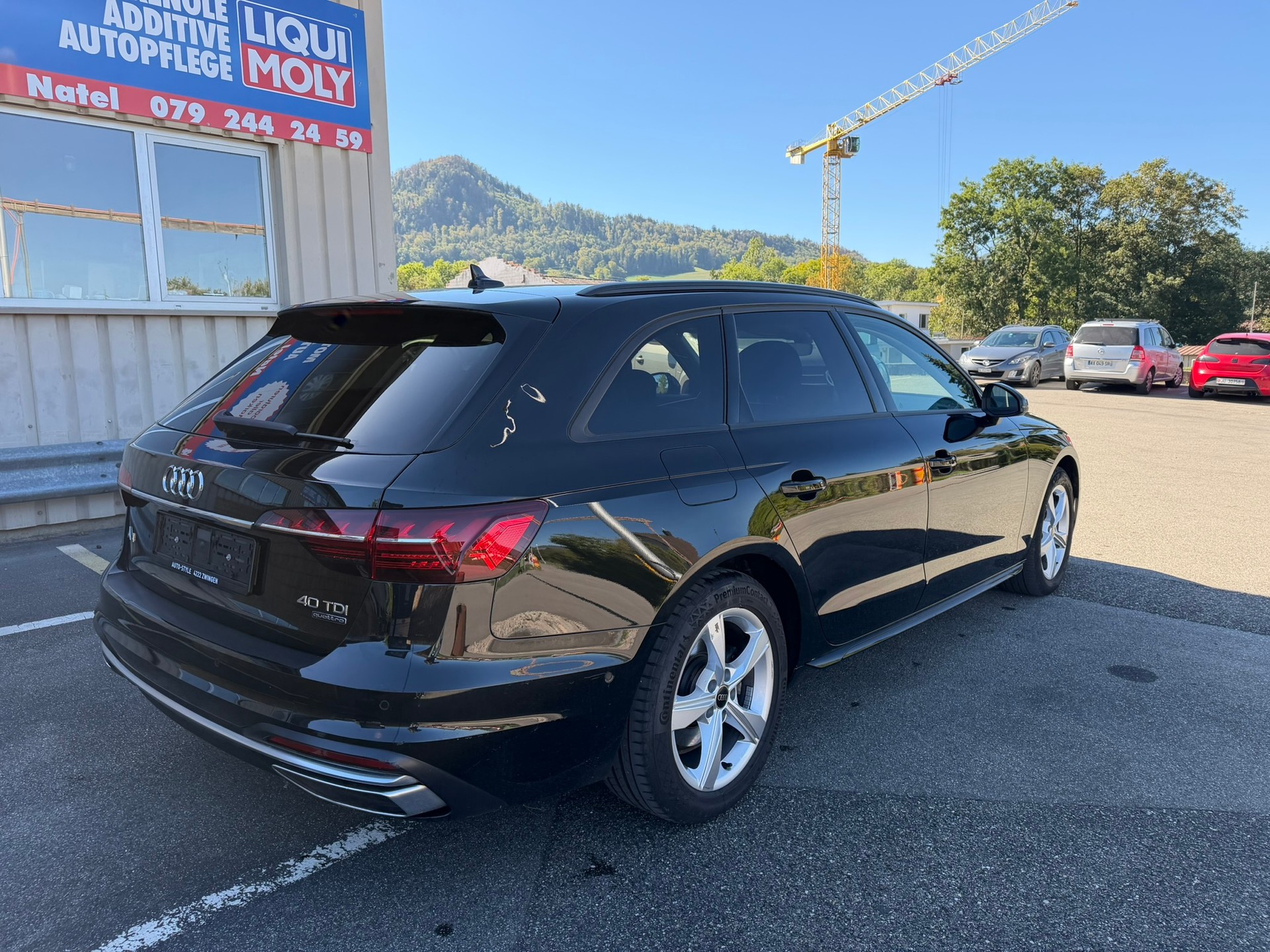 AUDI A4 Avant 40 TDI quattro S-tronic-image-4