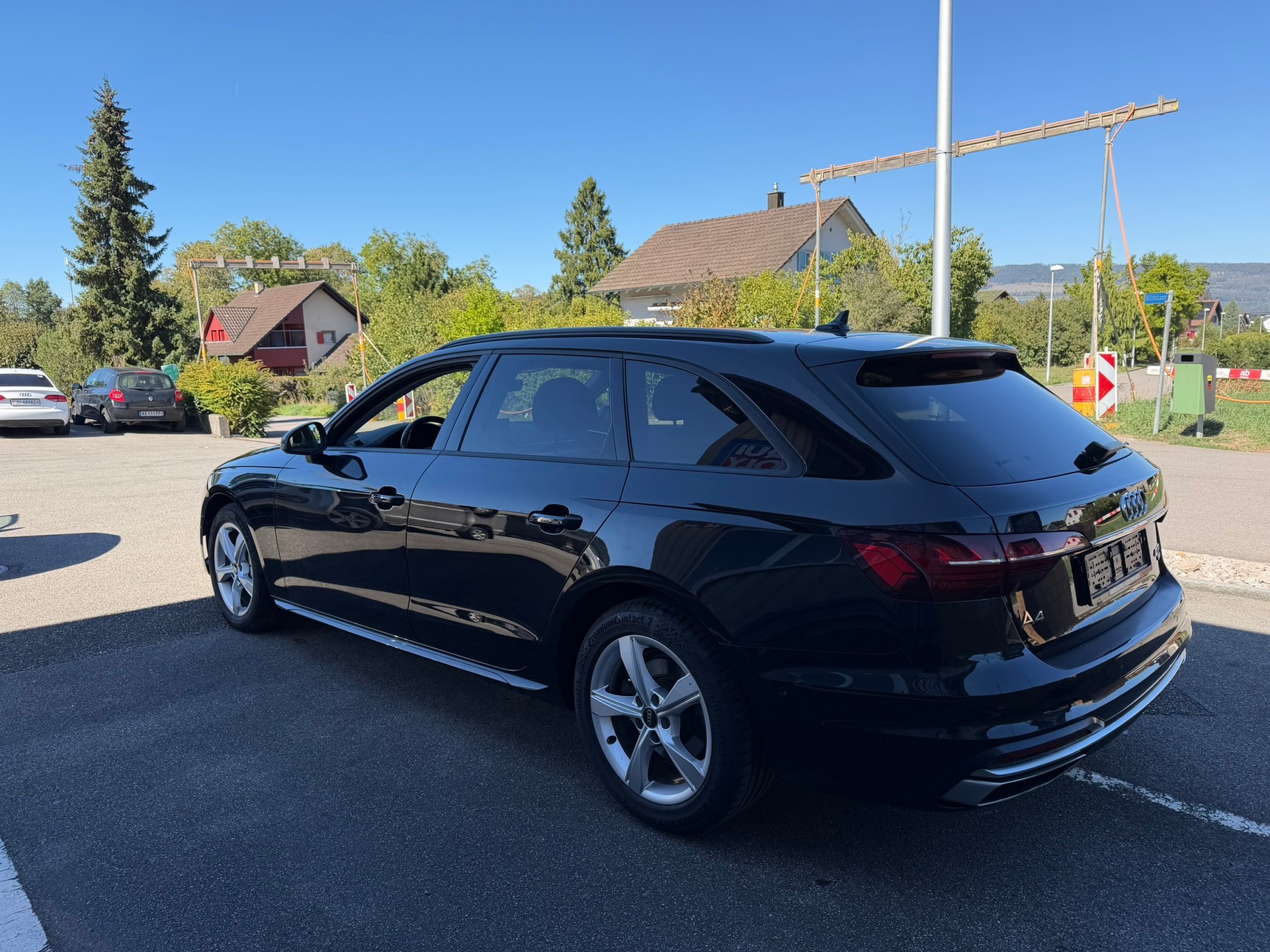AUDI A4 Avant 40 TDI quattro S-tronic-image-5