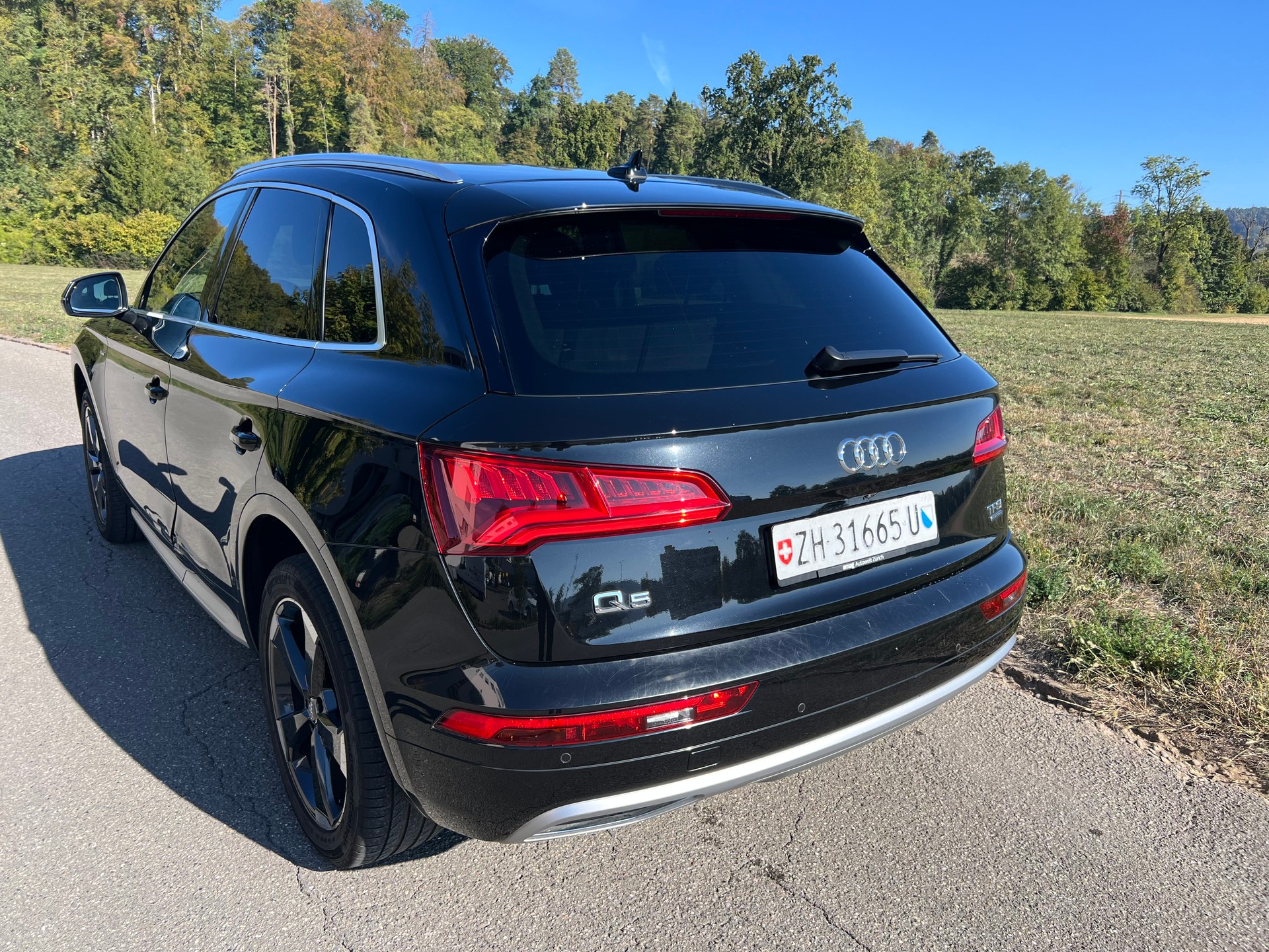 AUDI Q5 2.0 TFSI sport quattro S-tronic S- line-image-3