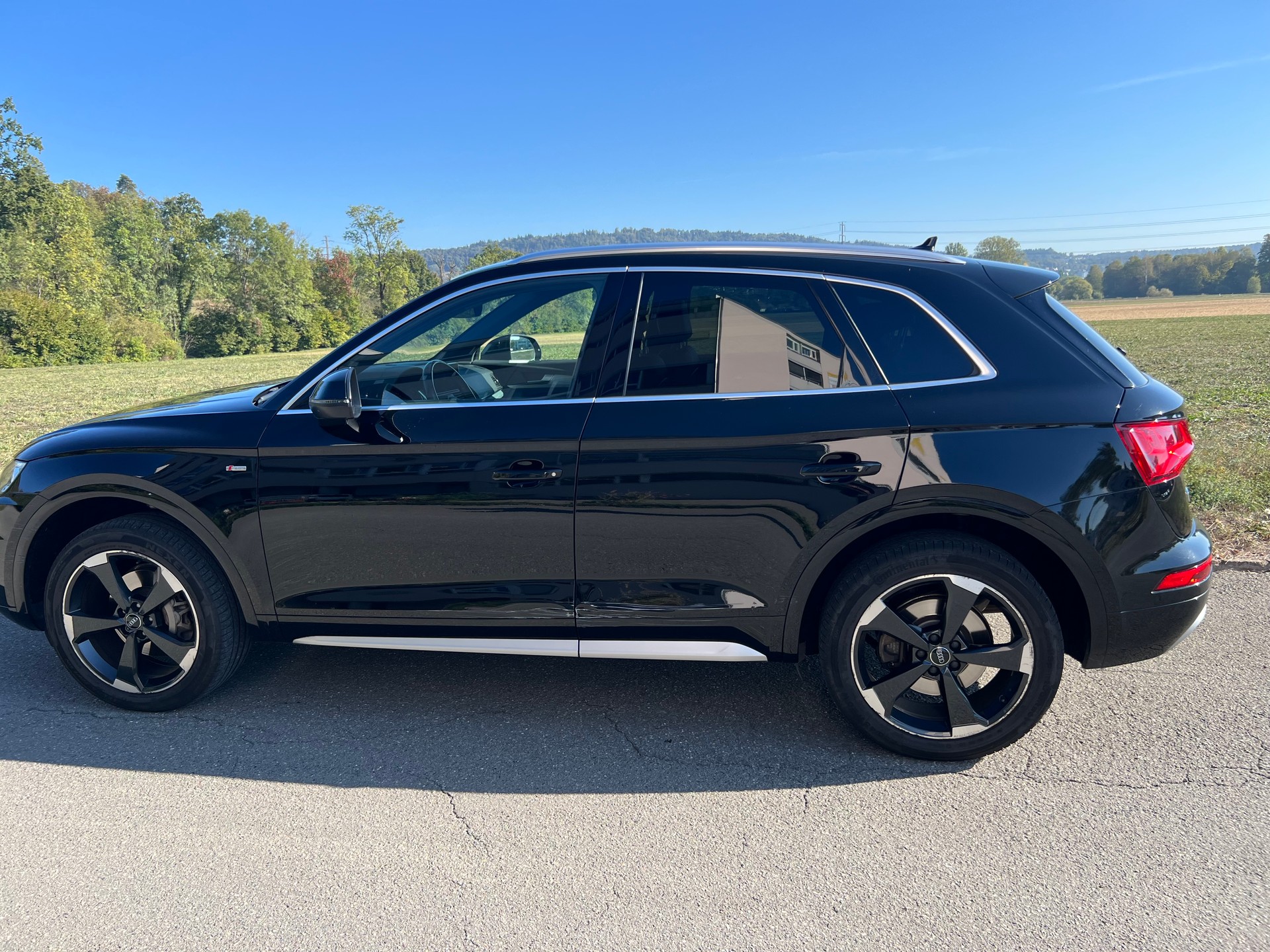 AUDI Q5 2.0 TFSI sport quattro S-tronic S- line-image-2