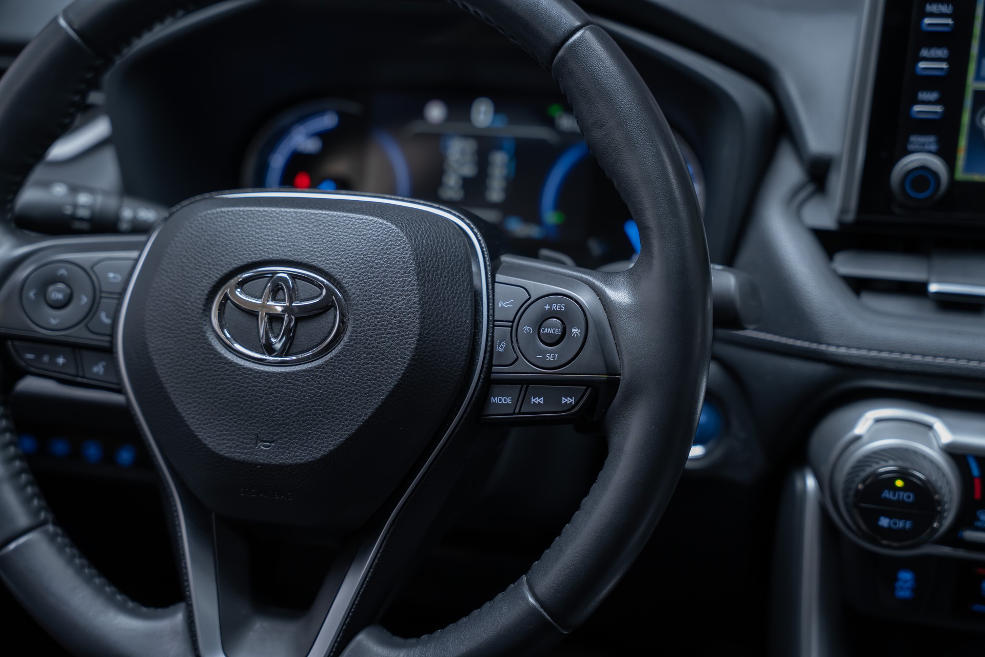 TOYOTA RAV-4 2.5 HEV Premium / CH-Fahrzeug / Panorama-Glasdach / 360°Kamera /-image-30
