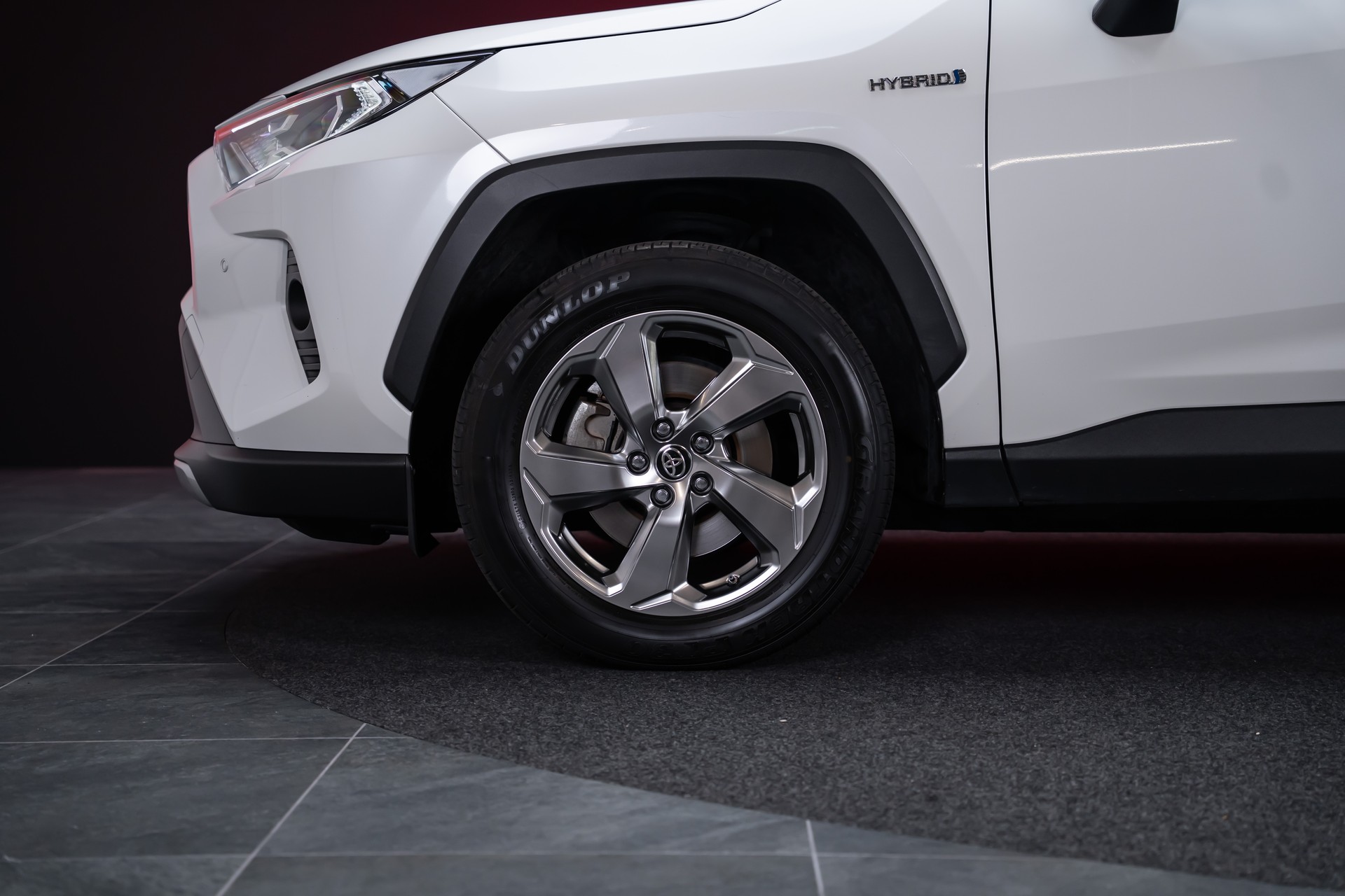 TOYOTA RAV-4 2.5 HEV Premium / CH-Fahrzeug / Panorama-Glasdach / 360°Kamera /-image-40
