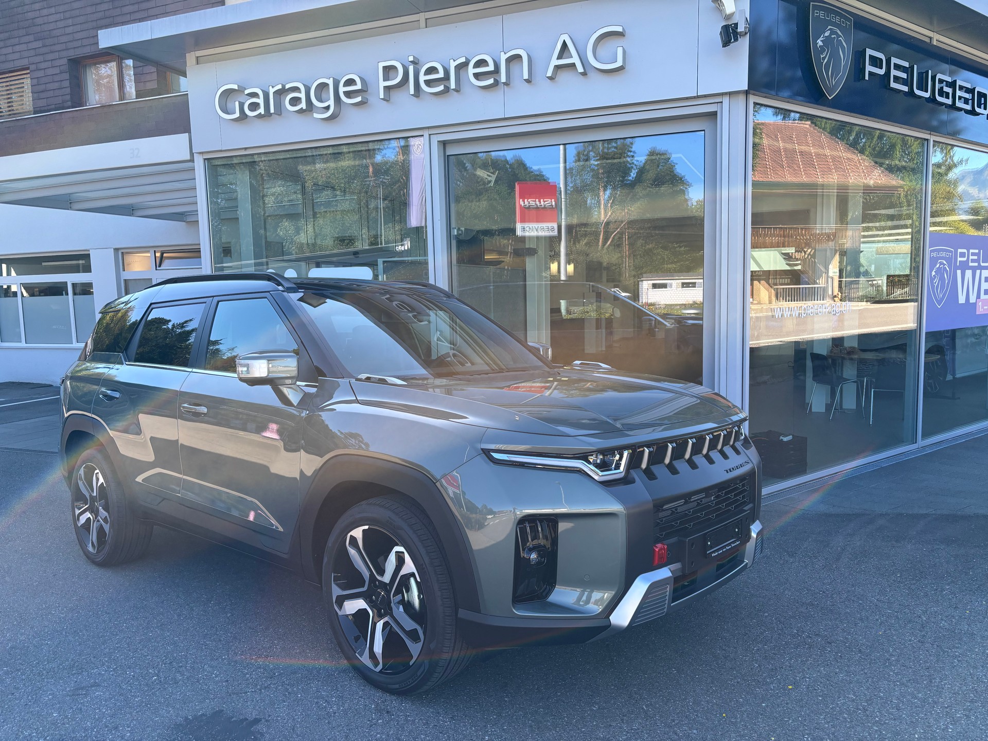 KGM-SsangYong Torres 1.5 Hybrid Titanium AT-image-0