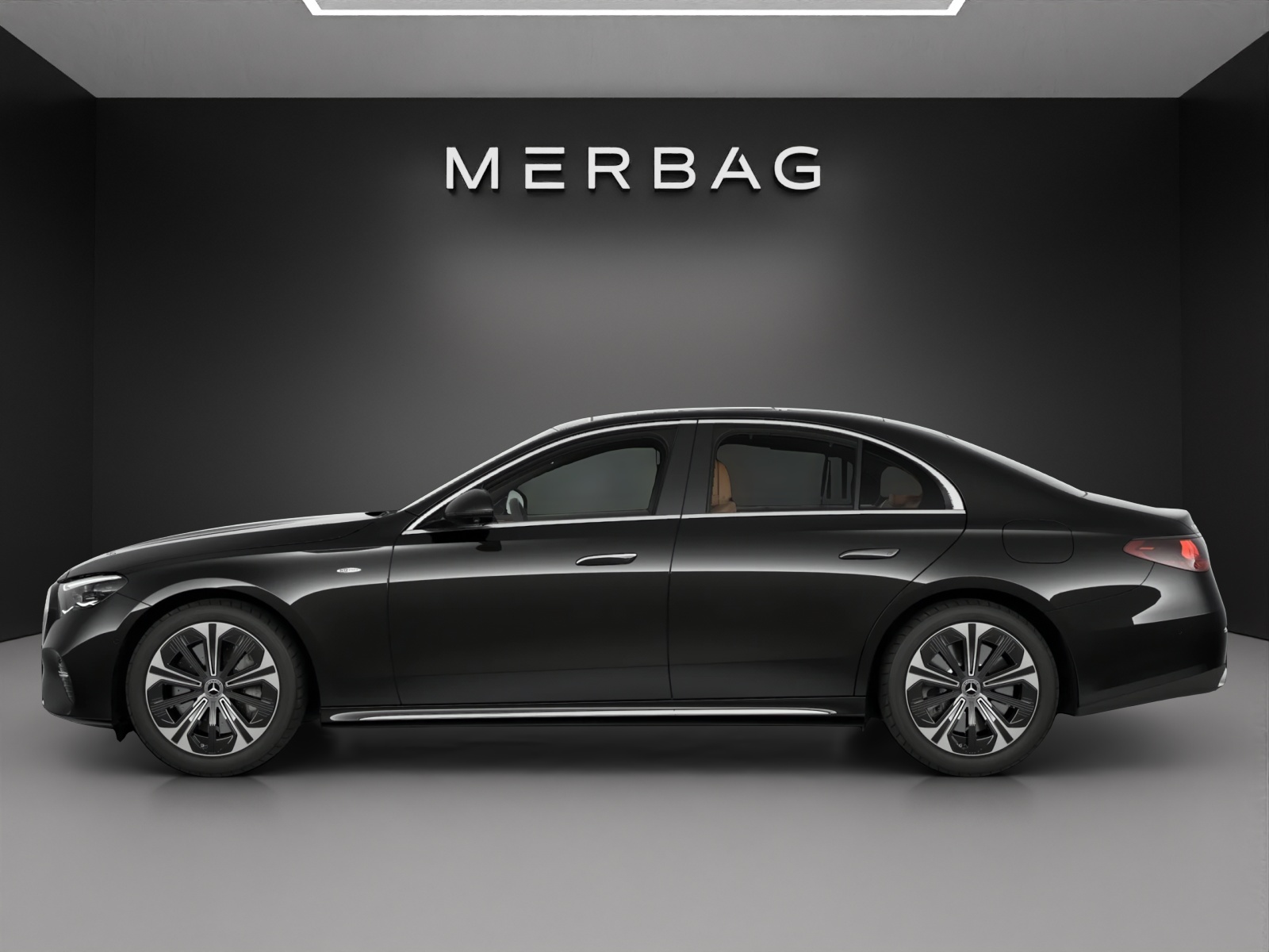 MERCEDES-BENZ E 300 e 4Matic 9G-Tronic-image-5