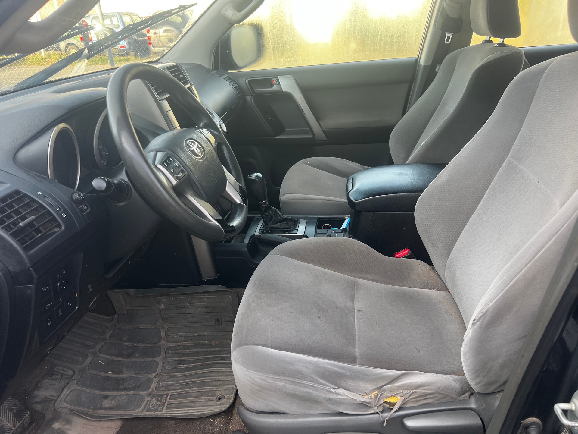 TOYOTA Land Cruiser 3.0 TD Linea Sol Premium Automatic-image-7