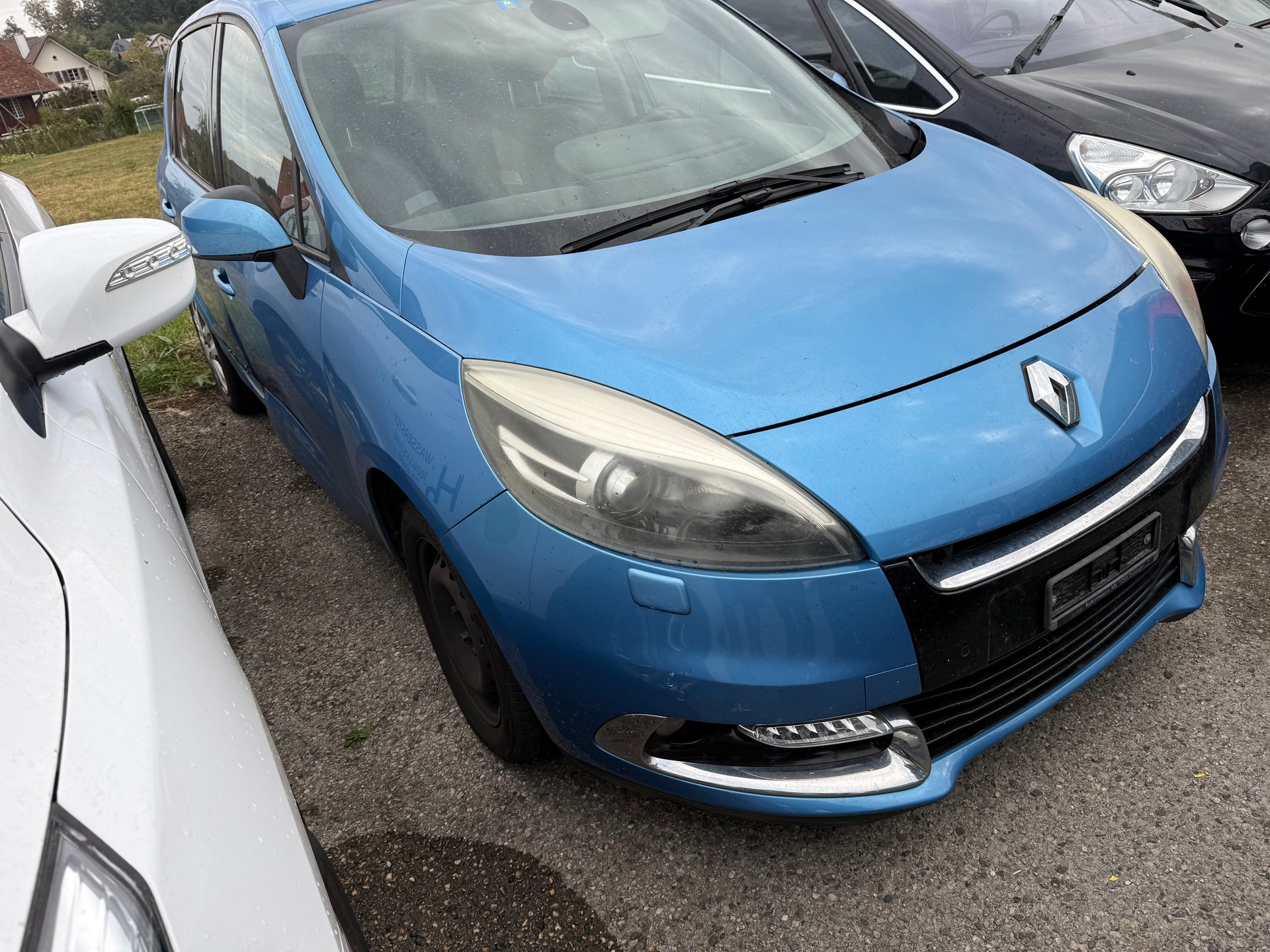 RENAULT Scénic 1.2 16V Turbo Dynamique-image-1